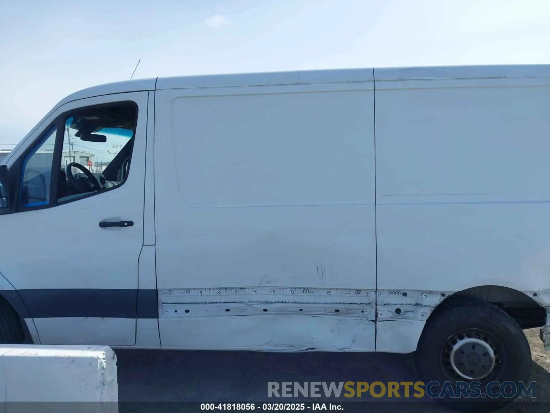 14 fotografías del automóvil dañado WD3PF0CD6KP024187 MERCEDES-BENZ SPRINTER 2500 2019