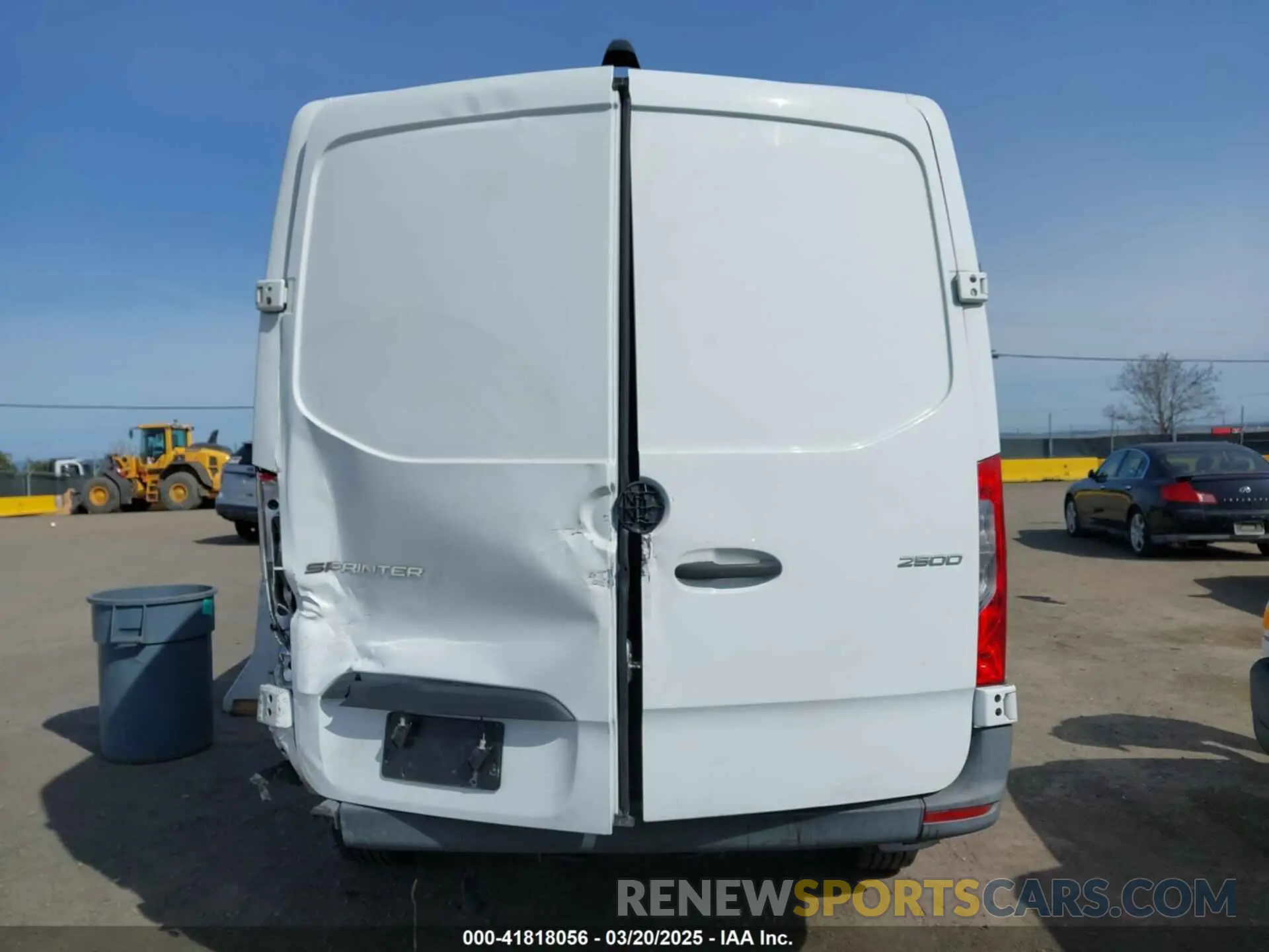 16 fotografías del automóvil dañado WD3PF0CD6KP024187 MERCEDES-BENZ SPRINTER 2500 2019