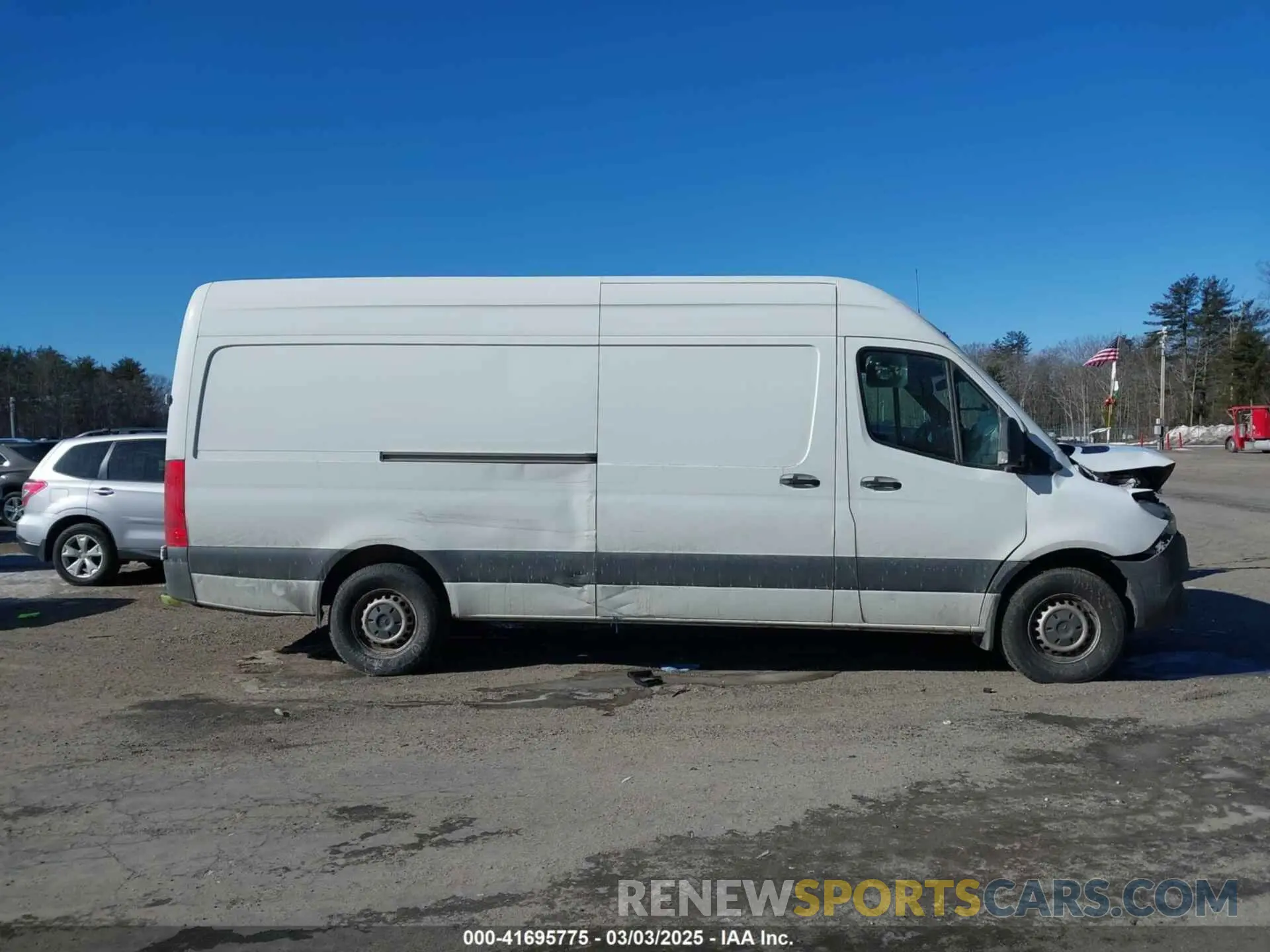 13 fotografías del automóvil dañado WD3PF1CD7KP029498 MERCEDES-BENZ SPRINTER 2500 2019