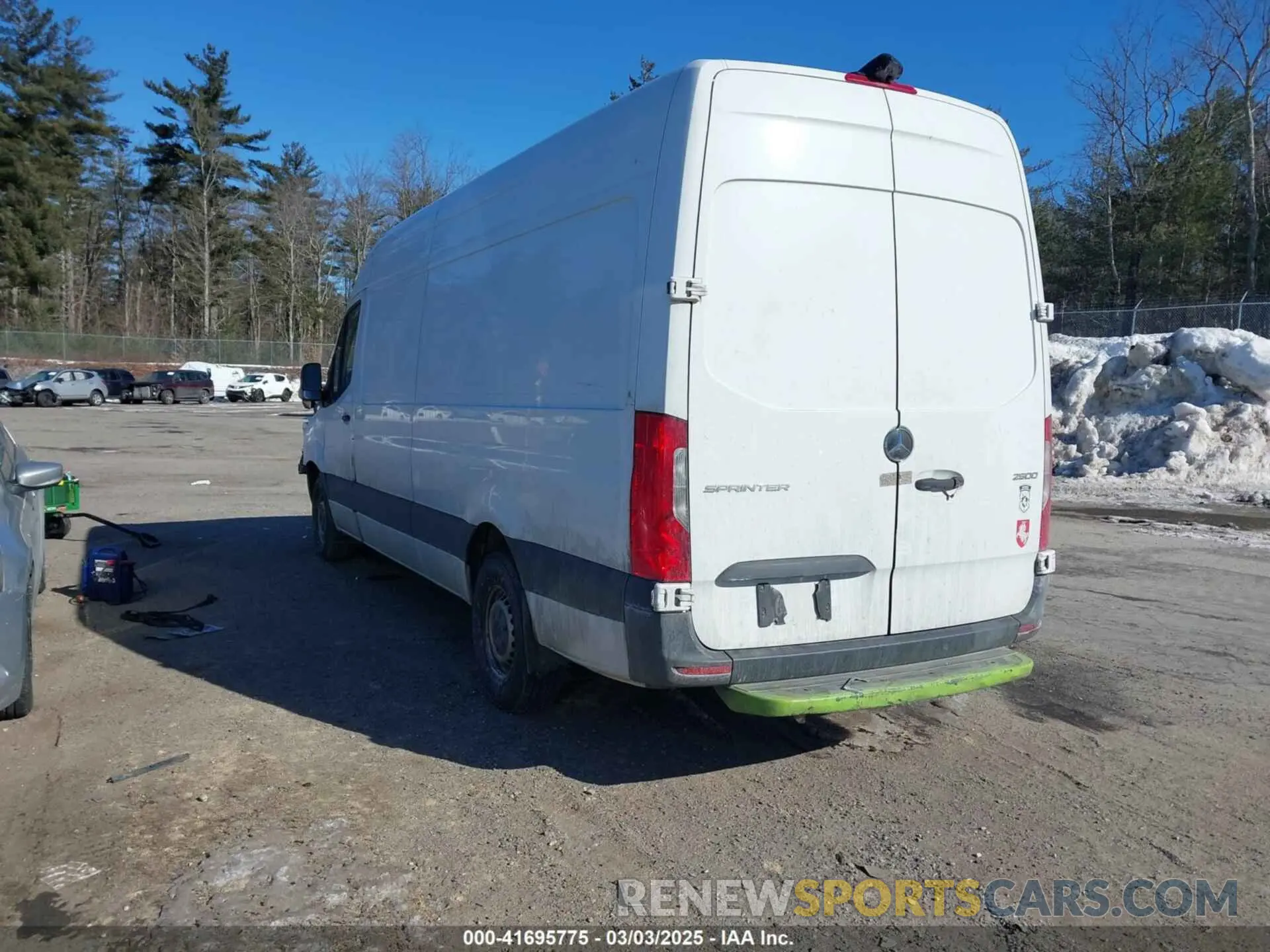 3 fotografías del automóvil dañado WD3PF1CD7KP029498 MERCEDES-BENZ SPRINTER 2500 2019