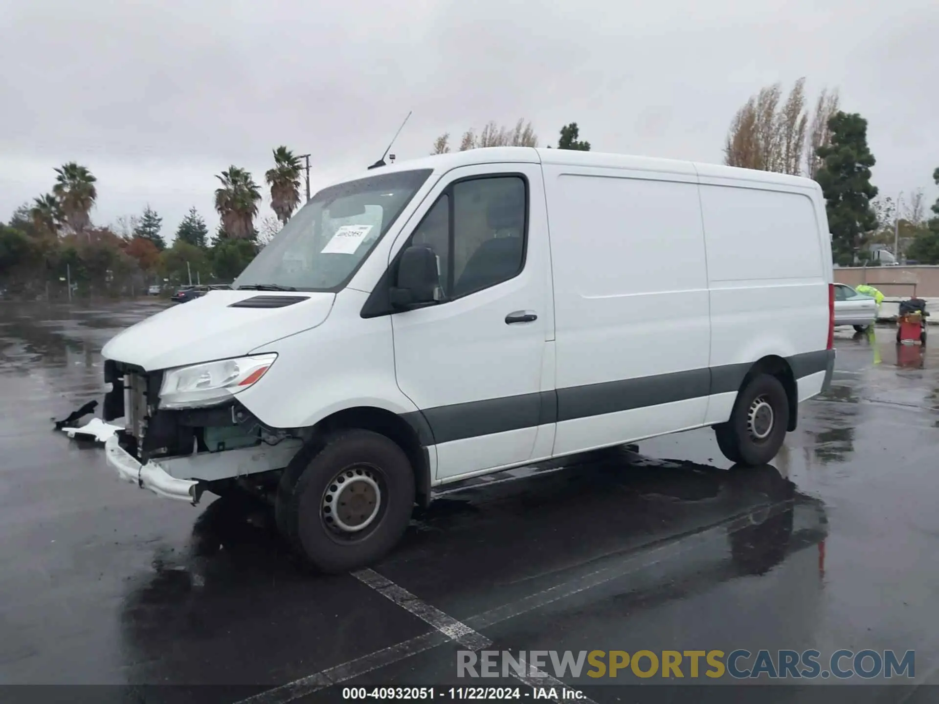 2 fotografías del automóvil dañado WD4PF0CD0KP153912 MERCEDES-BENZ SPRINTER 2500 2019