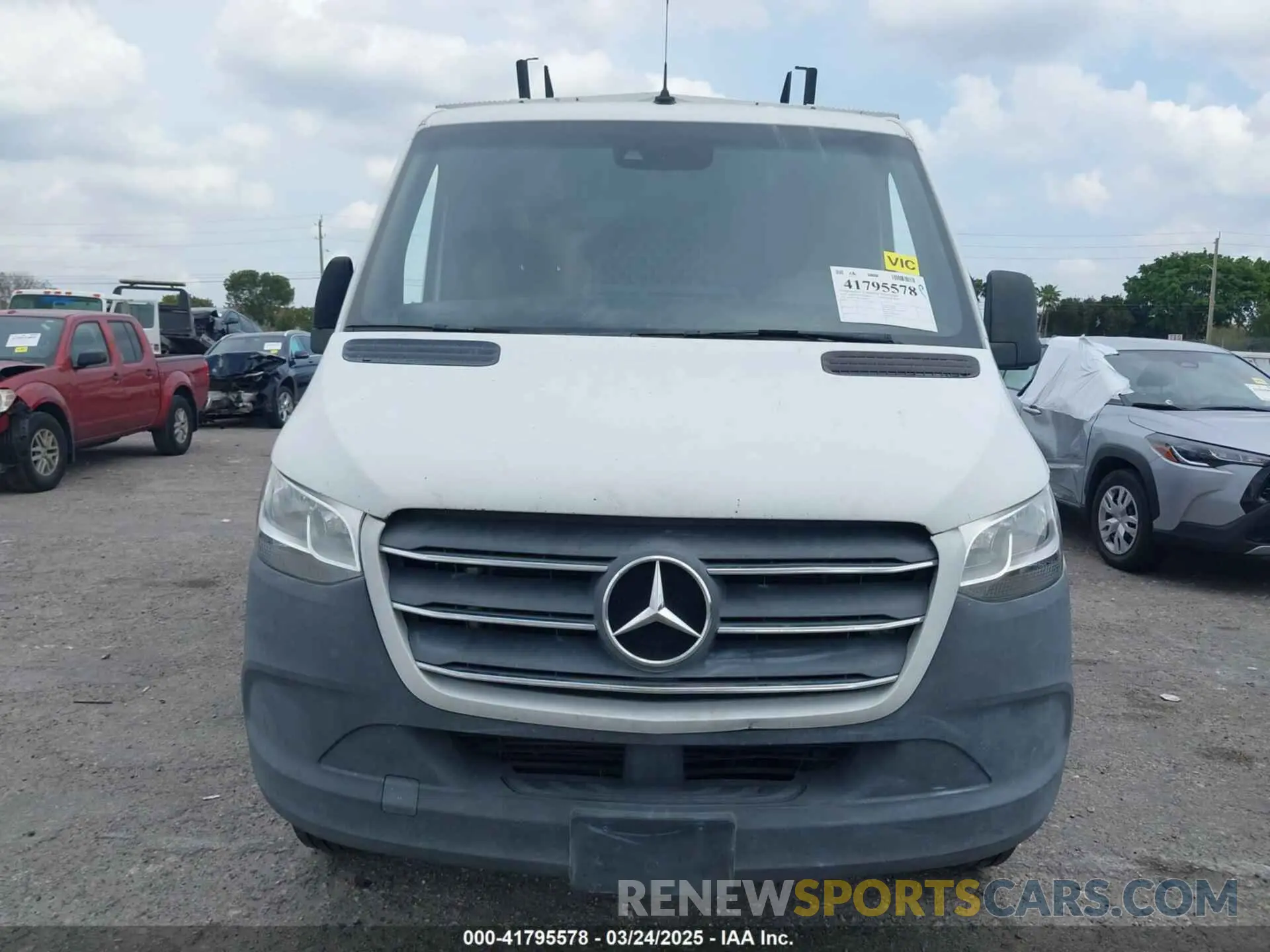 12 fotografías del automóvil dañado WD4PF0CD8KT001089 MERCEDES-BENZ SPRINTER 2500 2019
