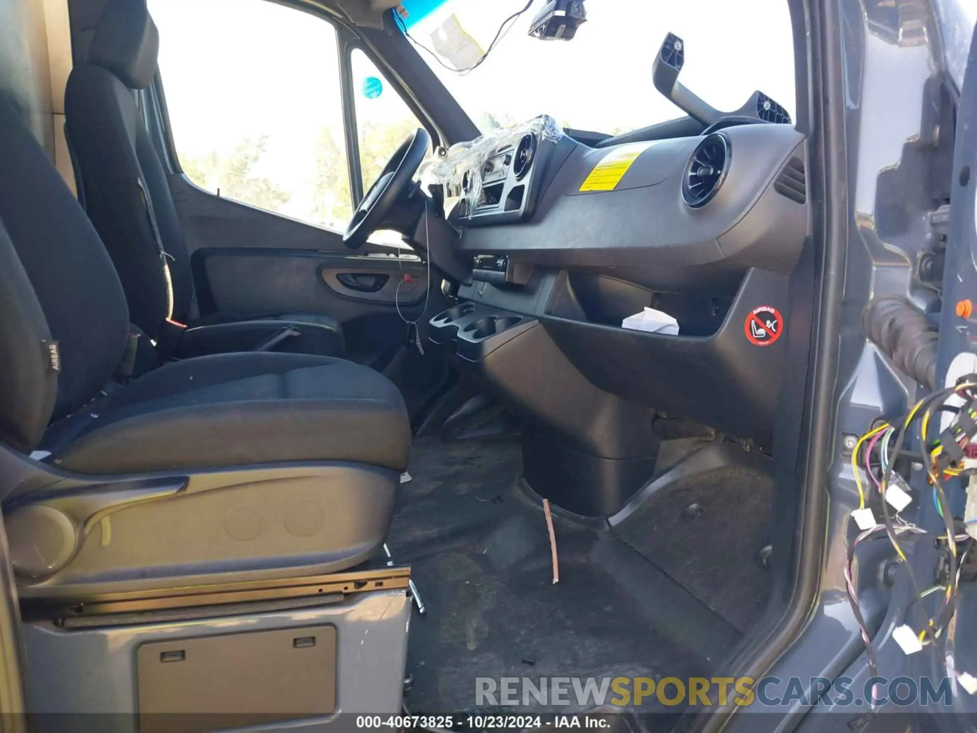 5 fotografías del automóvil dañado WD4PF1CD3KP128976 MERCEDES-BENZ SPRINTER 2500 2019