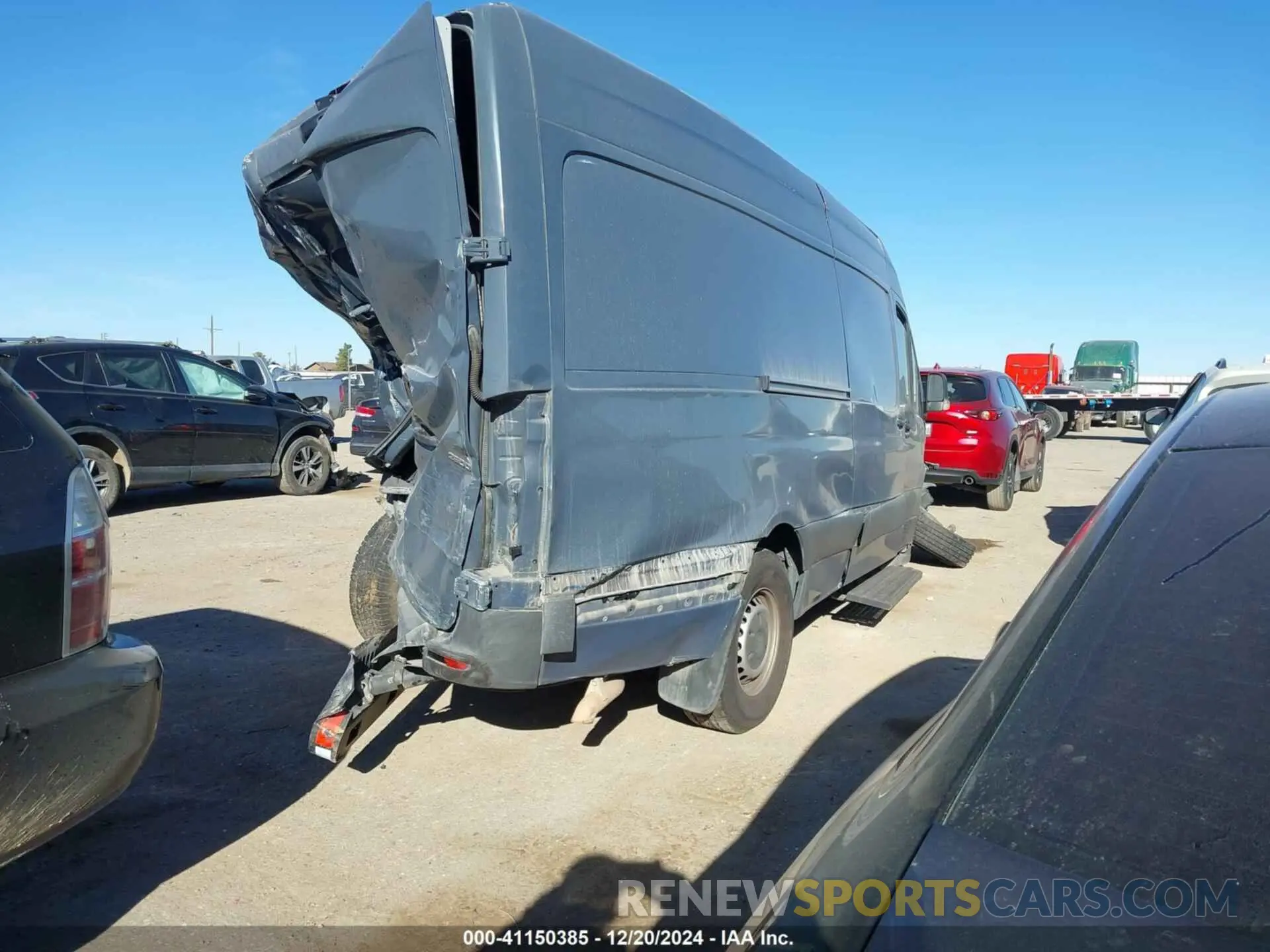4 fotografías del automóvil dañado WD4PF1CD4KP128193 MERCEDES-BENZ SPRINTER 2500 2019