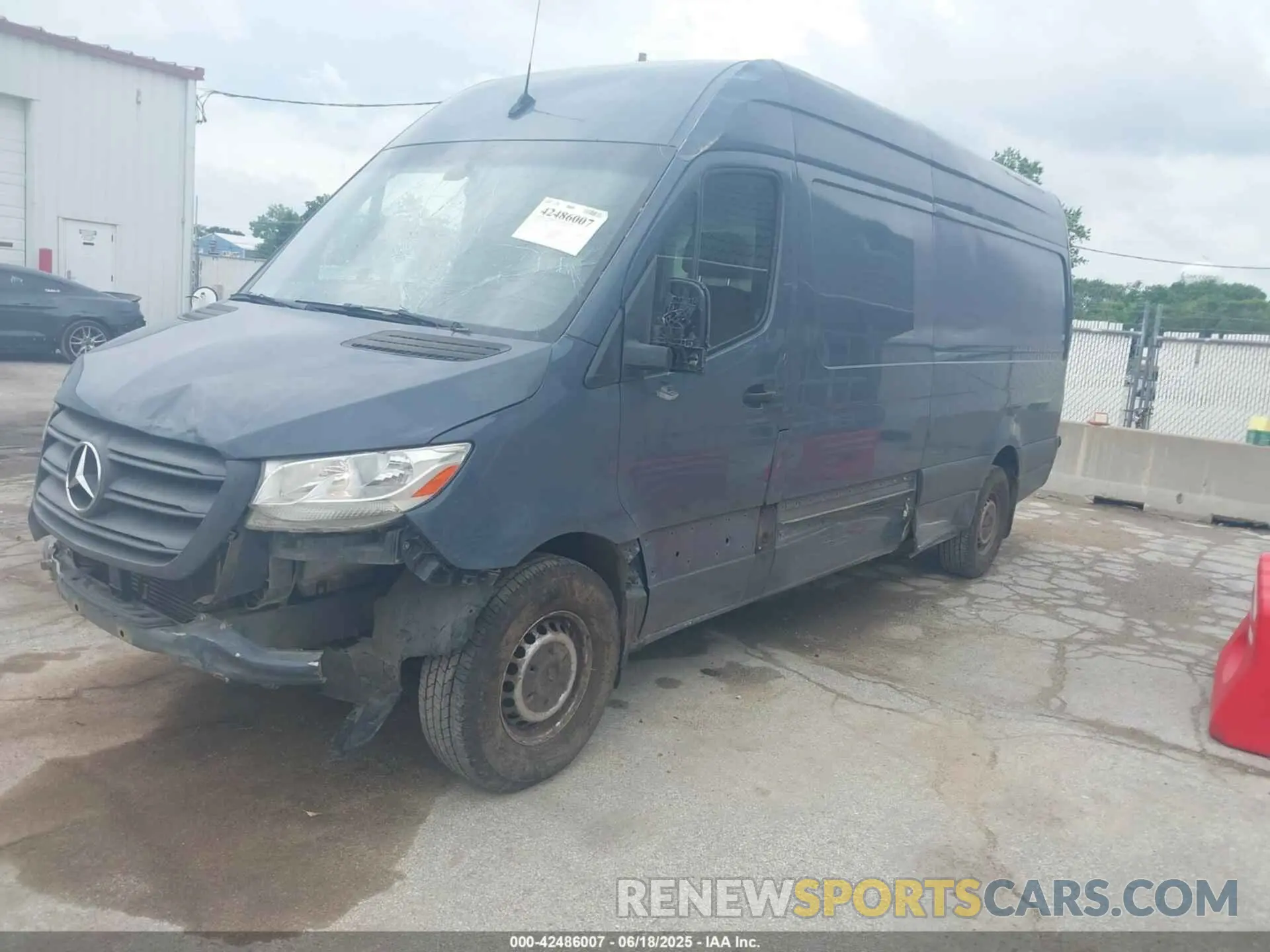 2 fotografías del automóvil dañado WD4PF1CD4KP134270 MERCEDES-BENZ SPRINTER 2500 2019