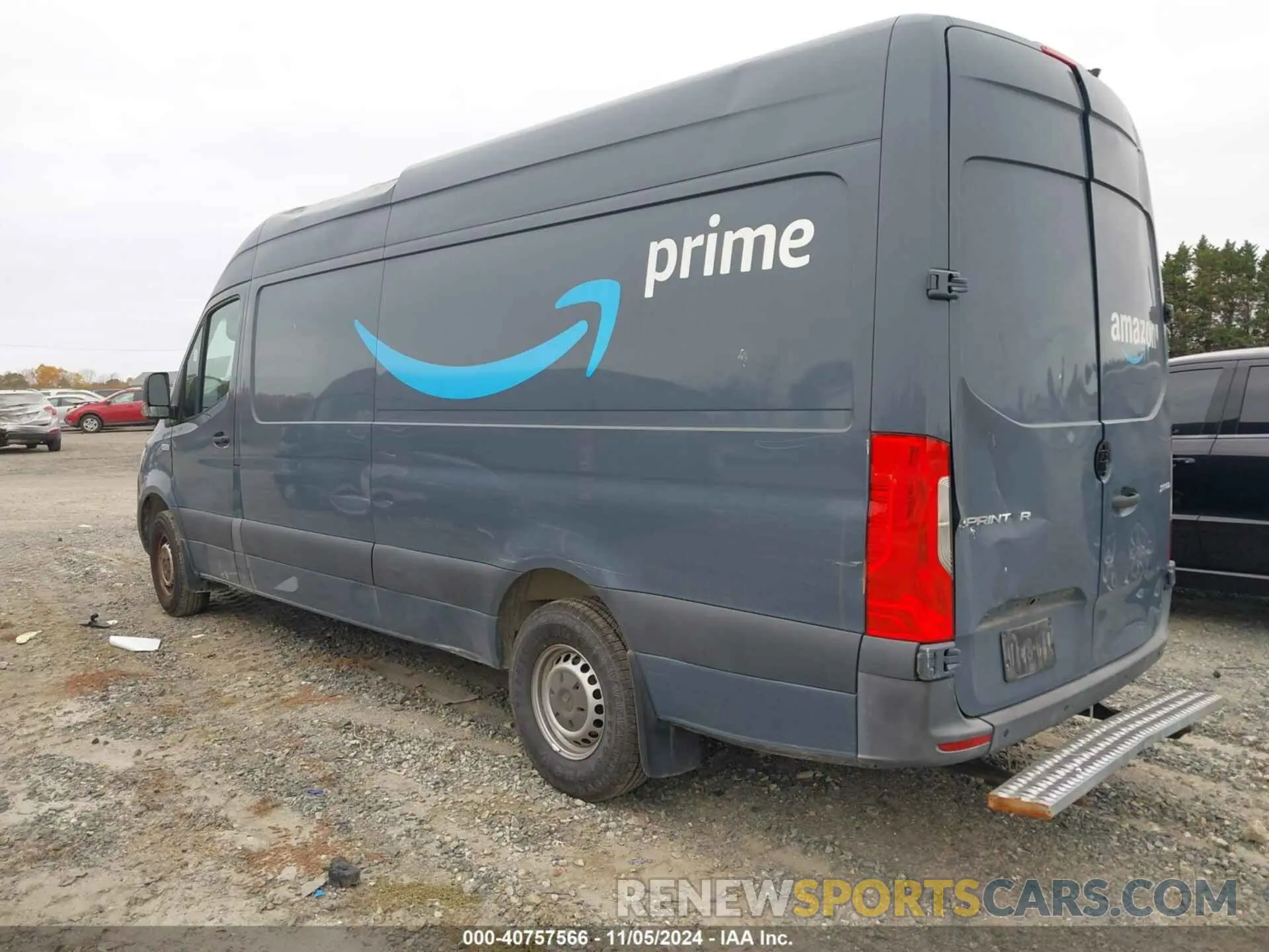 3 fotografías del automóvil dañado WD4PF1CD7KP131721 MERCEDES-BENZ SPRINTER 2500 2019