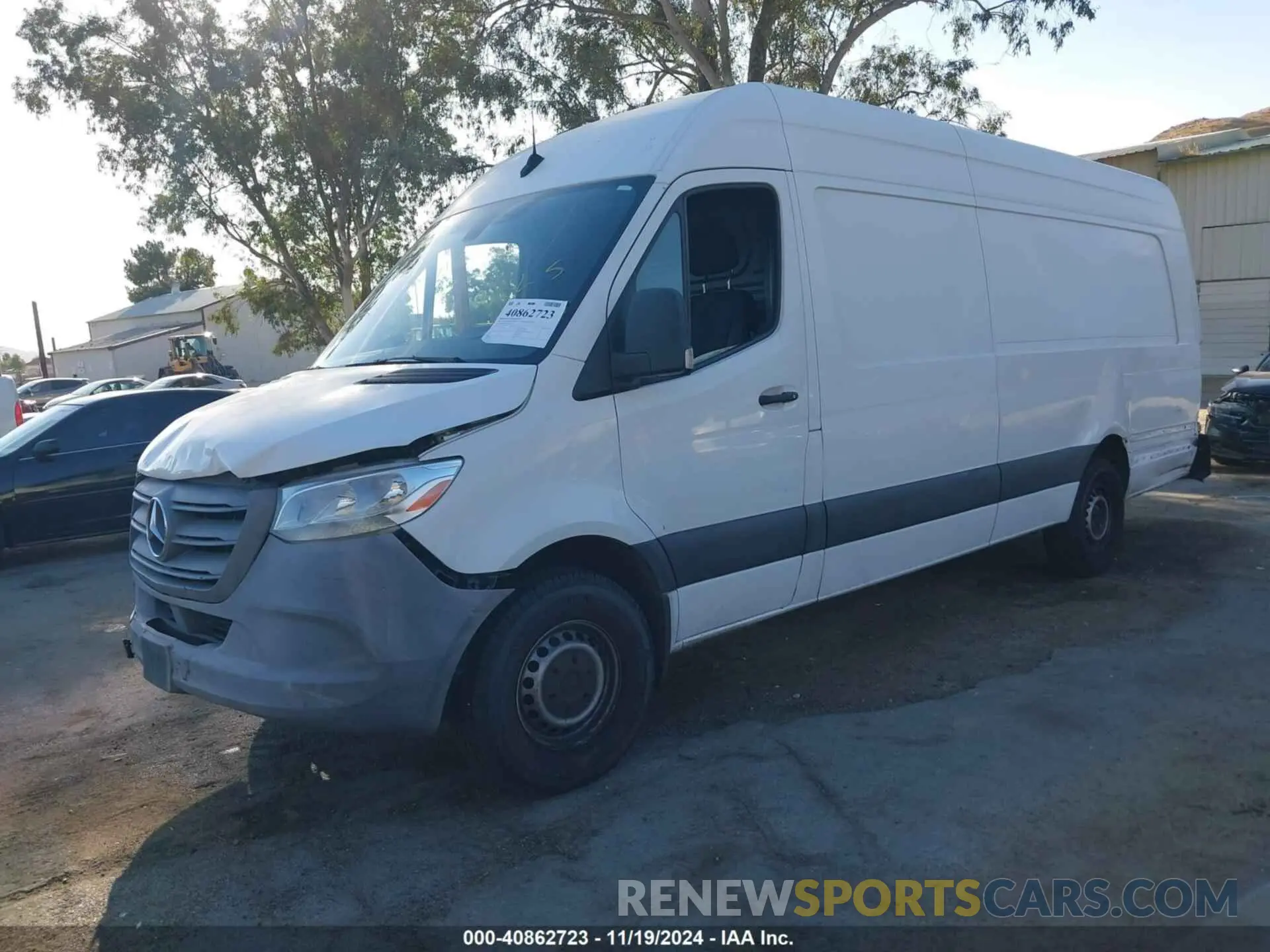 2 fotografías del automóvil dañado WD4PF1CD7KT008931 MERCEDES-BENZ SPRINTER 2500 2019