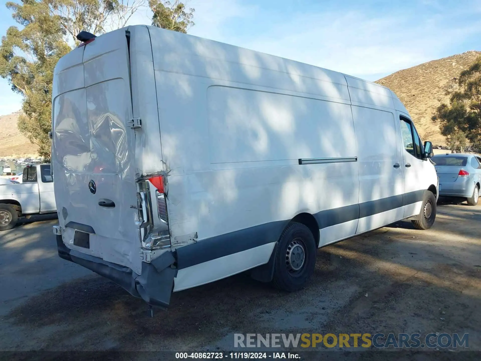 4 fotografías del automóvil dañado WD4PF1CD7KT008931 MERCEDES-BENZ SPRINTER 2500 2019
