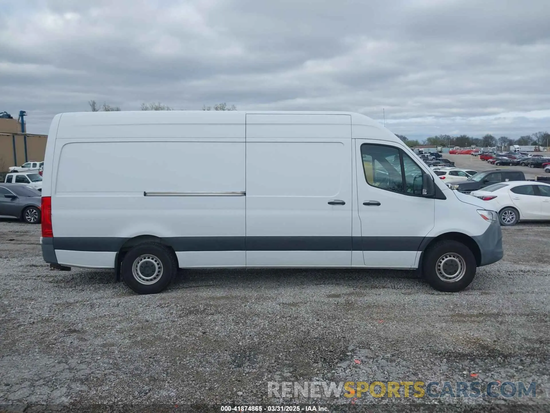 13 fotografías del automóvil dañado WD4PF1ED7KT008196 MERCEDES-BENZ SPRINTER 2500 2019