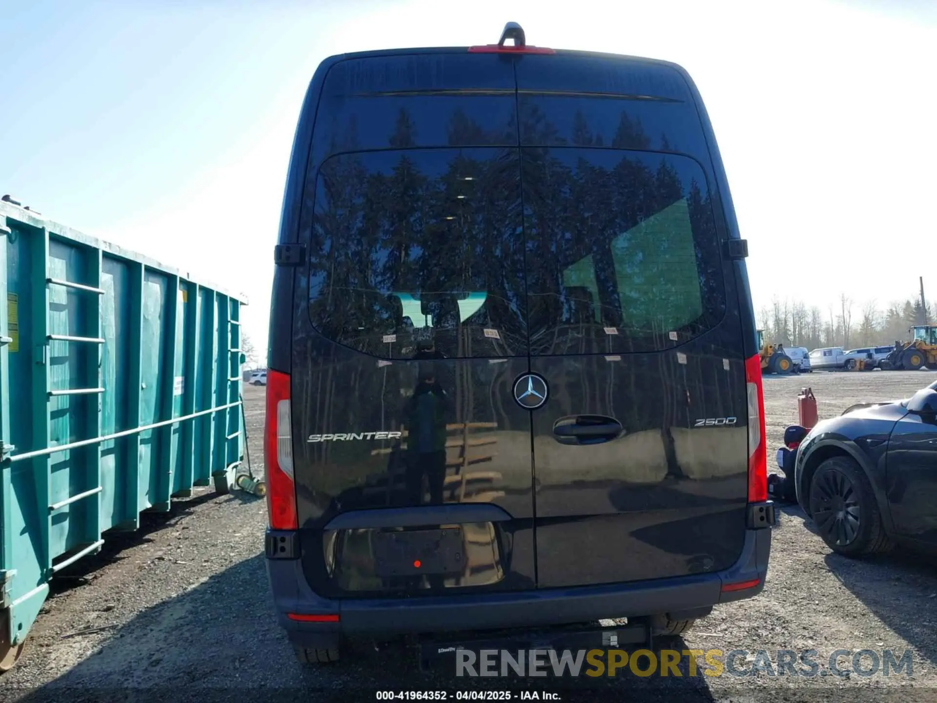 16 fotografías del automóvil dañado WDZPF0CD3KP126858 MERCEDES-BENZ SPRINTER 2500 2019