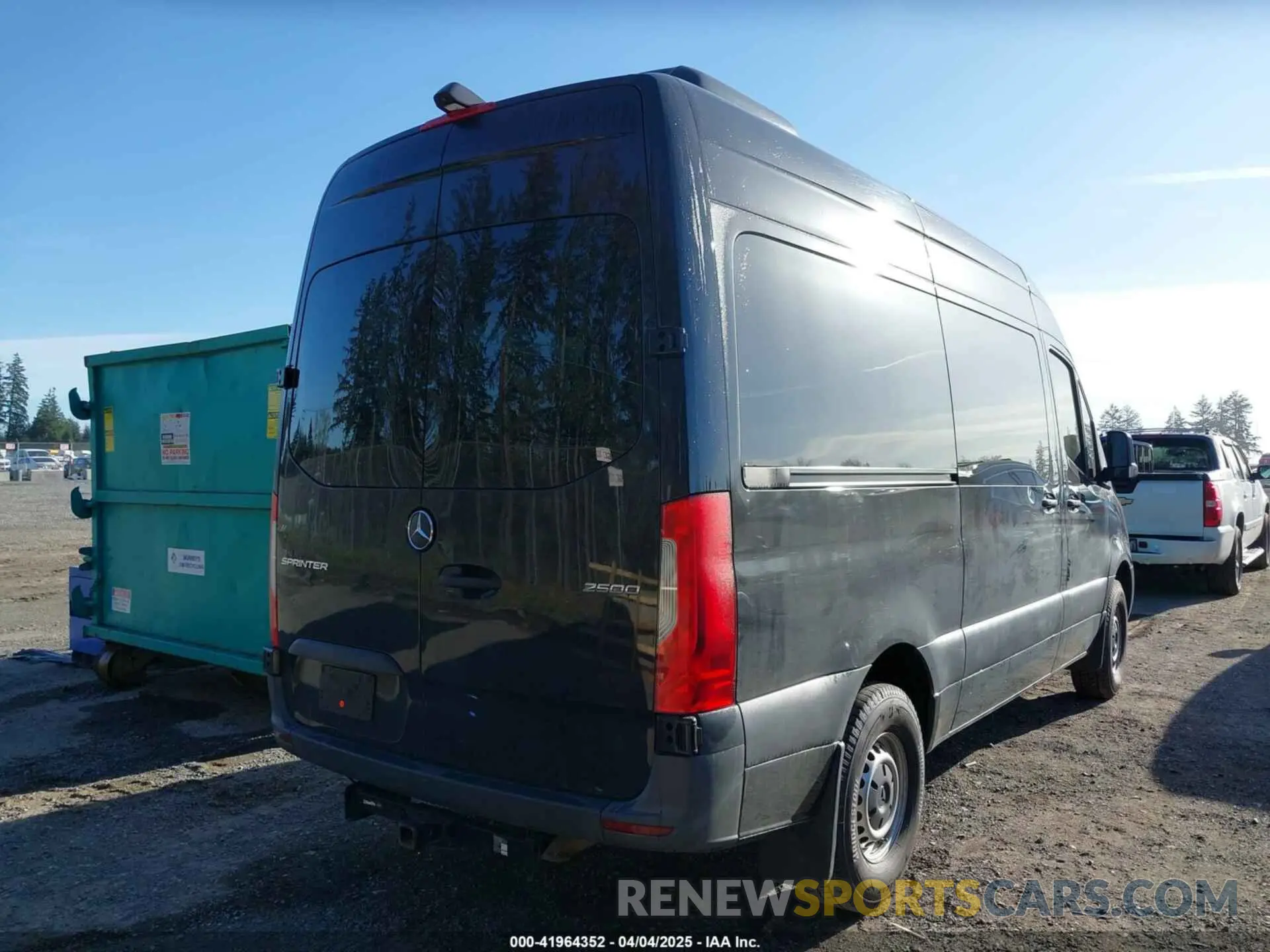 4 fotografías del automóvil dañado WDZPF0CD3KP126858 MERCEDES-BENZ SPRINTER 2500 2019