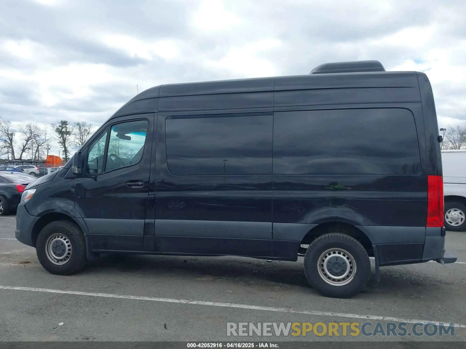 14 fotografías del automóvil dañado WDZPF0CD3KP130537 MERCEDES-BENZ SPRINTER 2500 2019