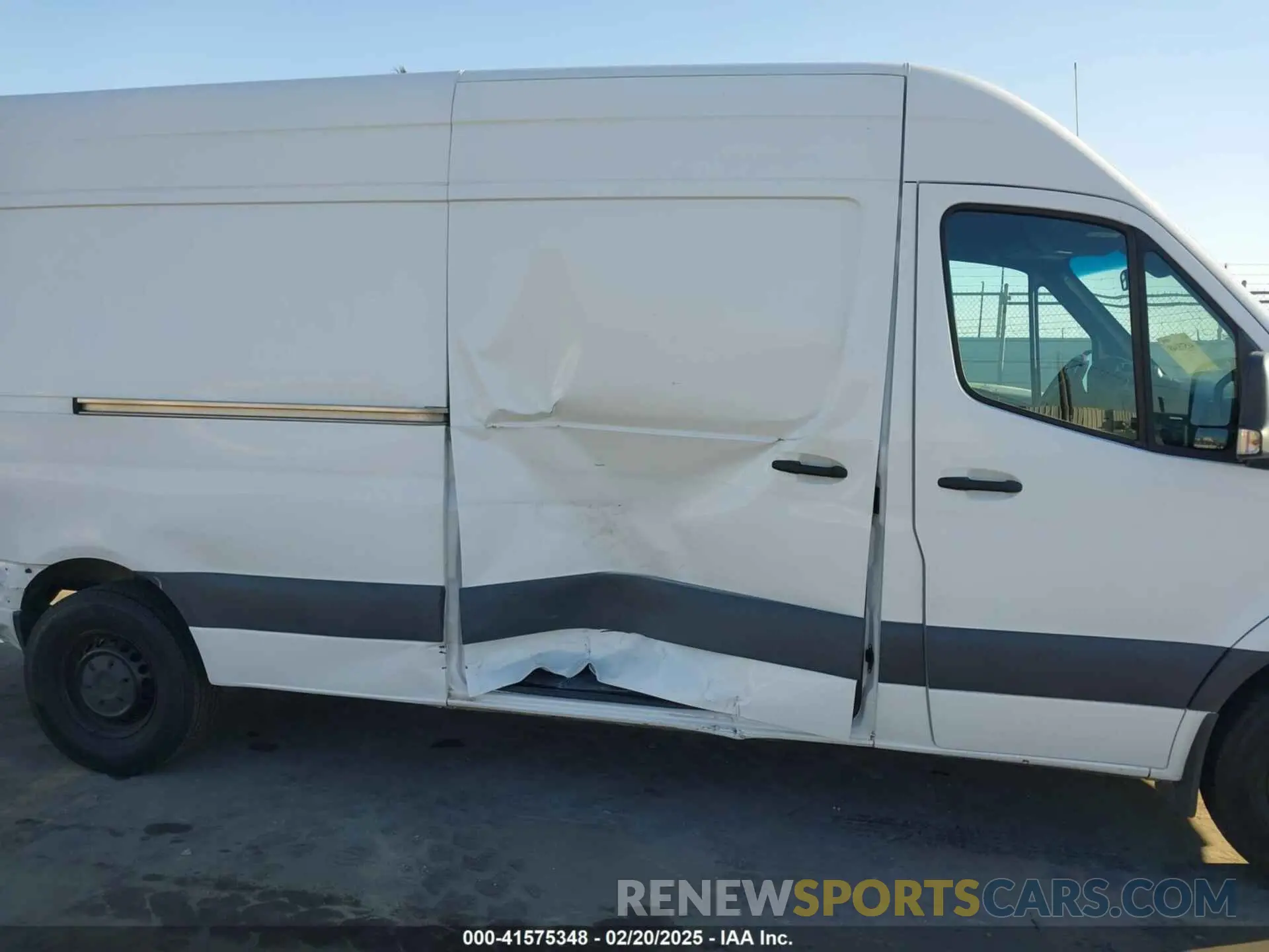 13 fotografías del automóvil dañado W1W4ECHY6LT035793 MERCEDES-BENZ SPRINTER 2500 2020