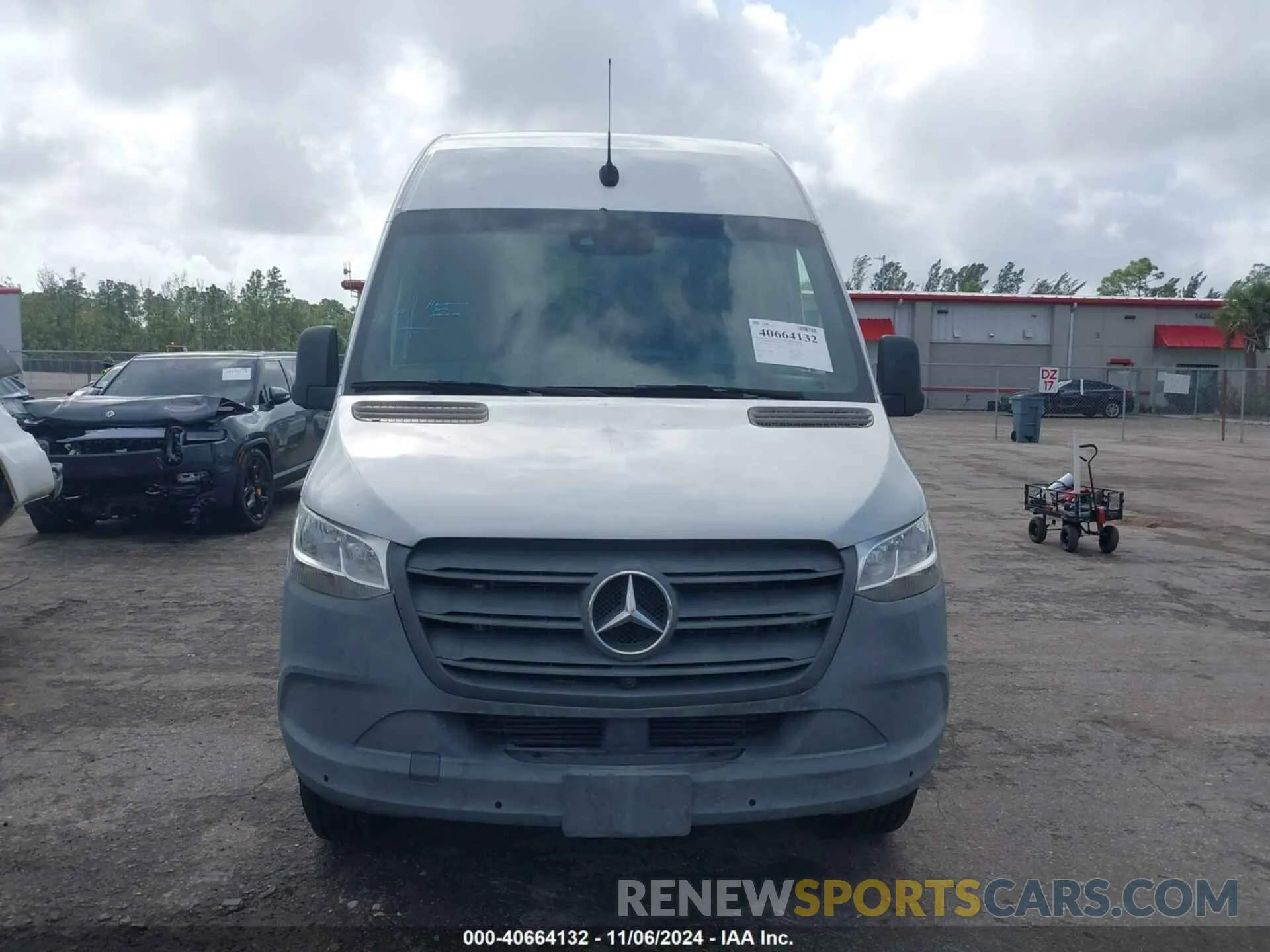 13 fotografías del automóvil dañado W1Y40BHY4LT025490 MERCEDES-BENZ SPRINTER 2500 2020