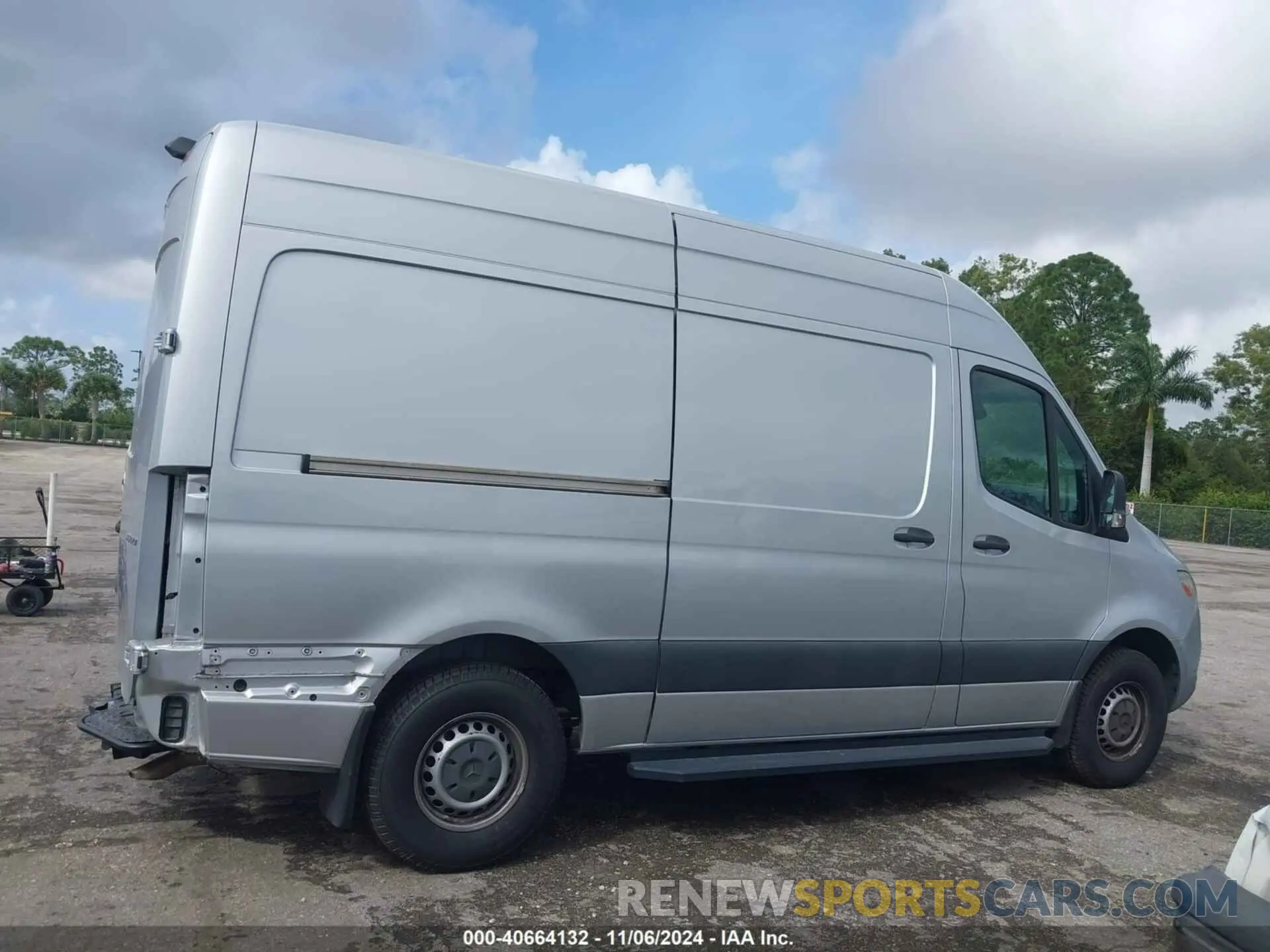 14 fotografías del automóvil dañado W1Y40BHY4LT025490 MERCEDES-BENZ SPRINTER 2500 2020