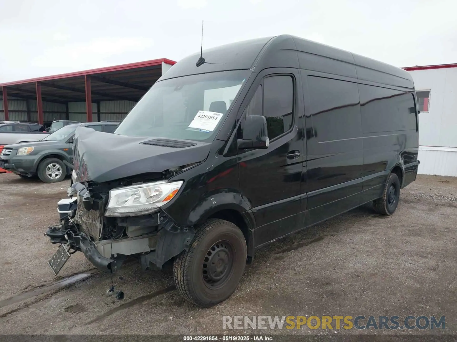 2 fotografías del automóvil dañado W1W40CHY0MT052315 MERCEDES-BENZ SPRINTER 2500 2021
