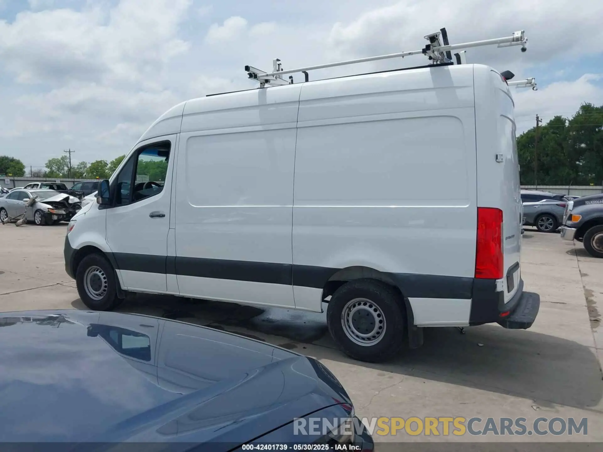 14 fotografías del automóvil dañado W1W4DBHY3MT049116 MERCEDES-BENZ SPRINTER 2500 2021