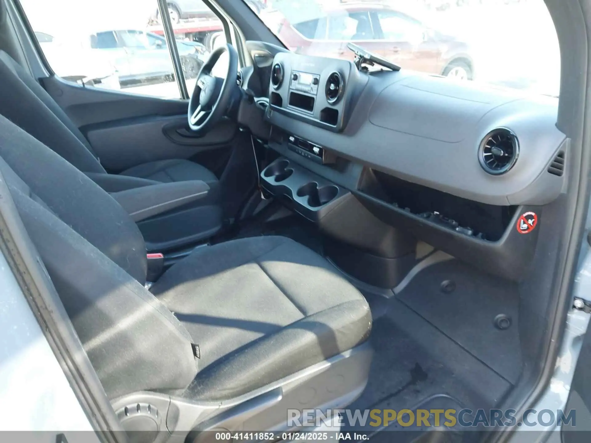 5 fotografías del automóvil dañado W1Y4DBHY1MT047131 MERCEDES-BENZ SPRINTER 2500 2021