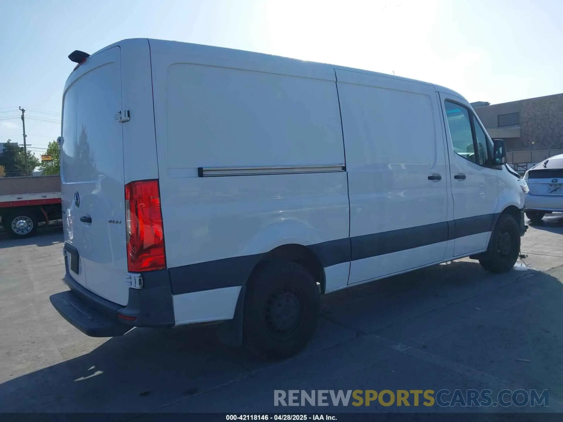 4 fotografías del automóvil dañado W1Y4EBHY8MT075330 MERCEDES-BENZ SPRINTER 2500 2021