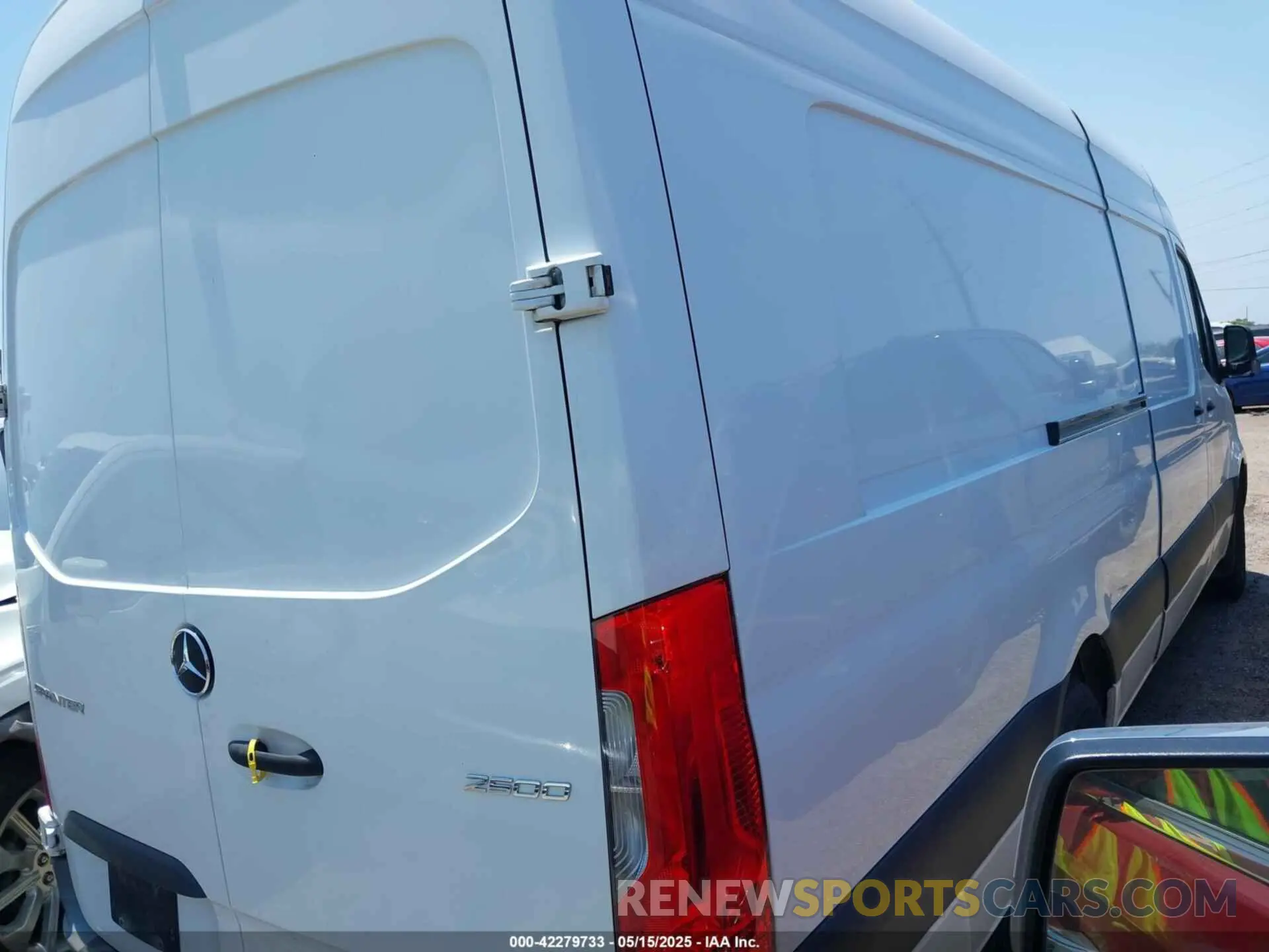 4 fotografías del automóvil dañado W1Y4EDHY6NT088610 MERCEDES-BENZ SPRINTER 2500 2022