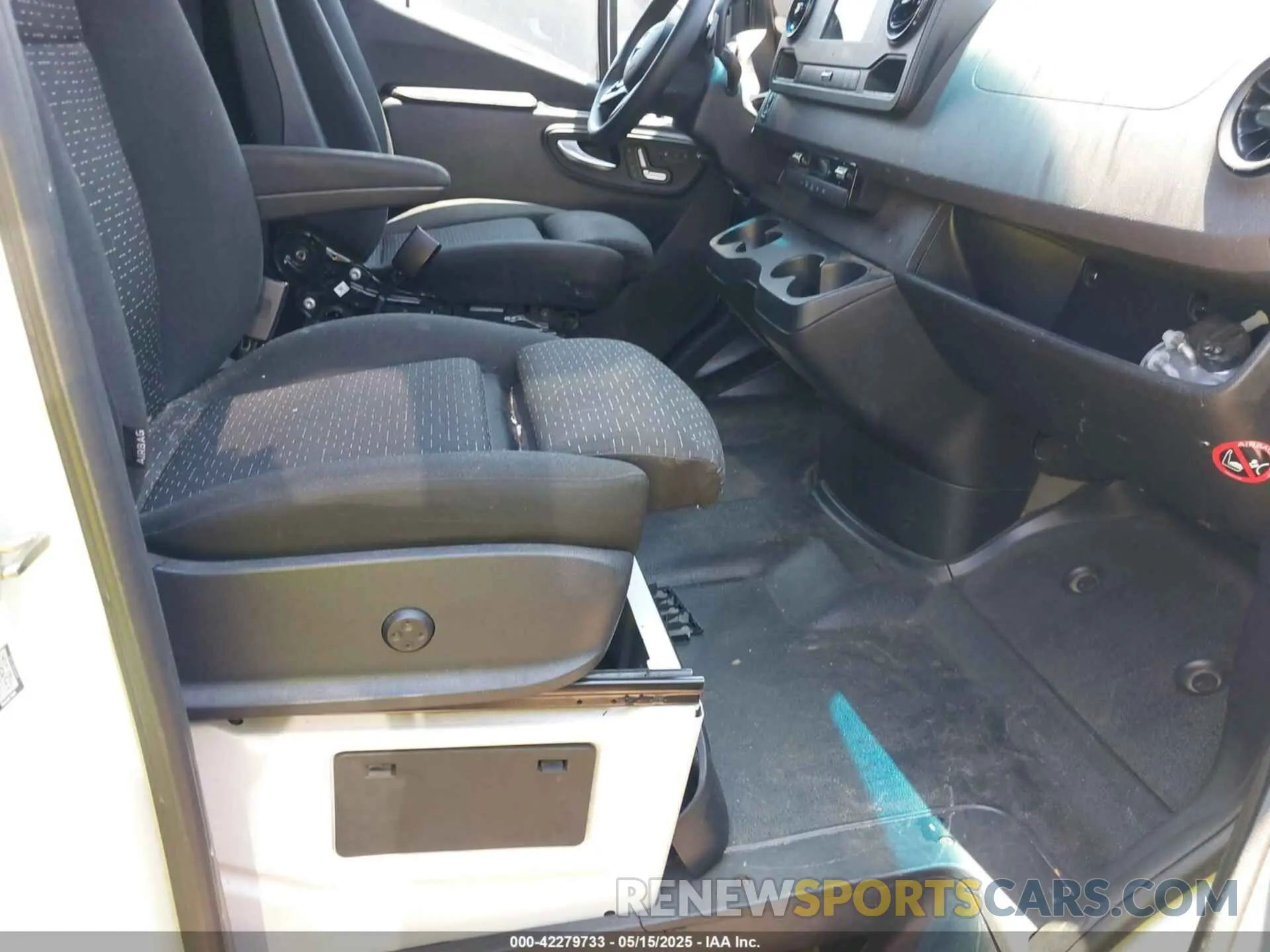 5 fotografías del automóvil dañado W1Y4EDHY6NT088610 MERCEDES-BENZ SPRINTER 2500 2022