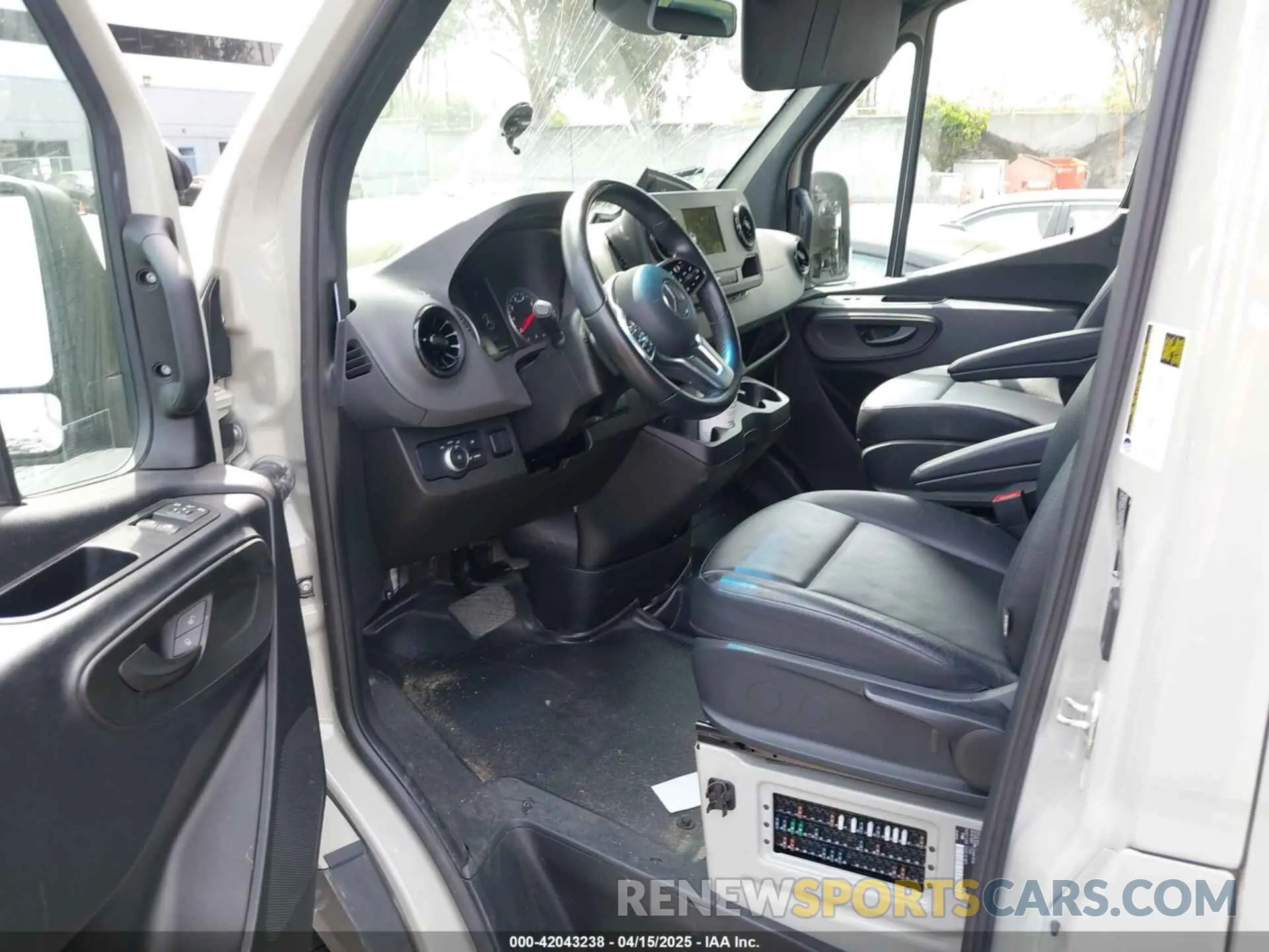 18 fotografías del automóvil dañado W1Z40FHYXNT087420 MERCEDES-BENZ SPRINTER 2500 2022