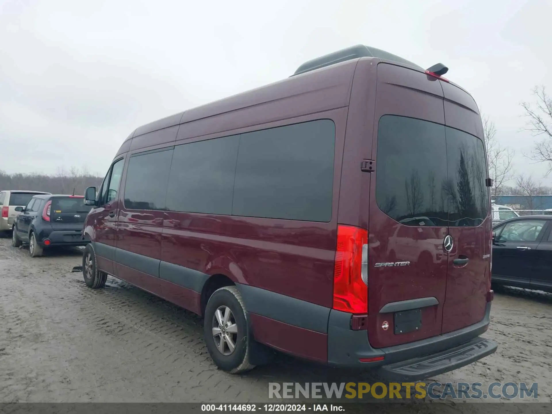 3 fotografías del automóvil dañado W1Z4KGHY6PT130055 MERCEDES-BENZ SPRINTER 2500 2023