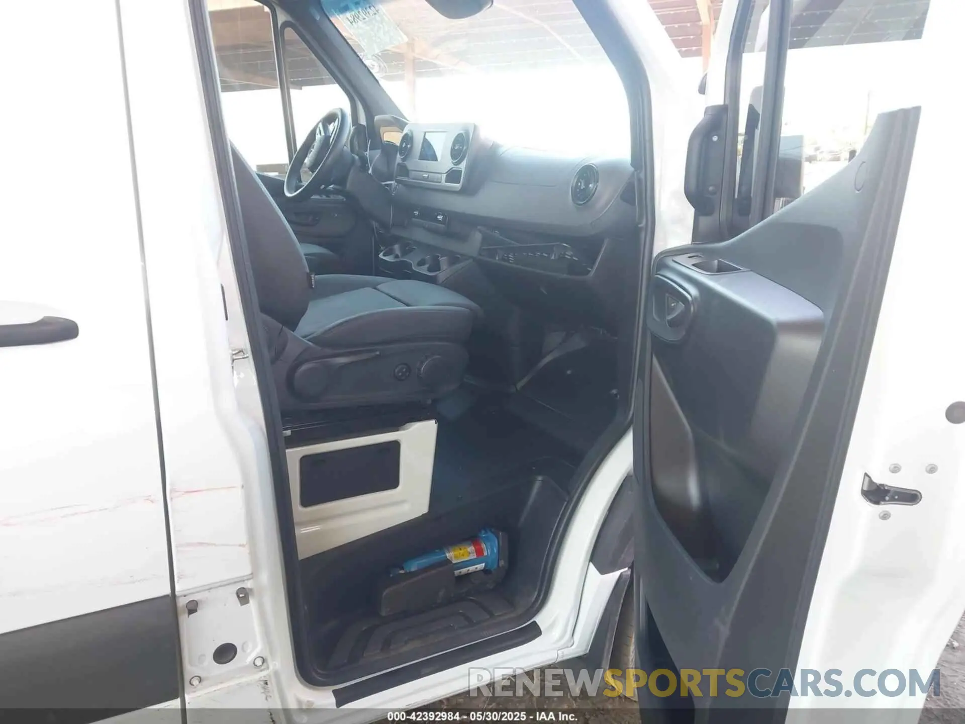 5 fotografías del automóvil dañado W1Y4KBHY1RT179769 MERCEDES-BENZ SPRINTER 2500 2024