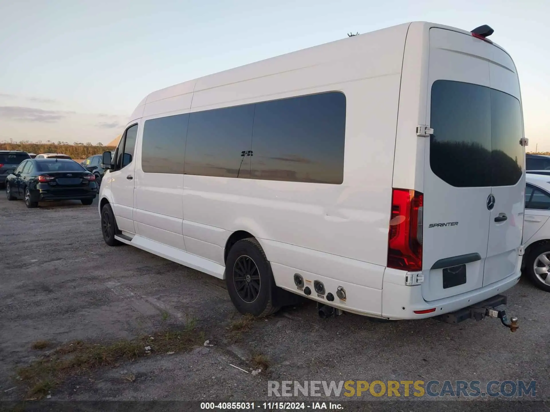 3 fotografías del automóvil dañado W1X5EDHYXLT043062 MERCEDES-BENZ SPRINTER 3500 2020
