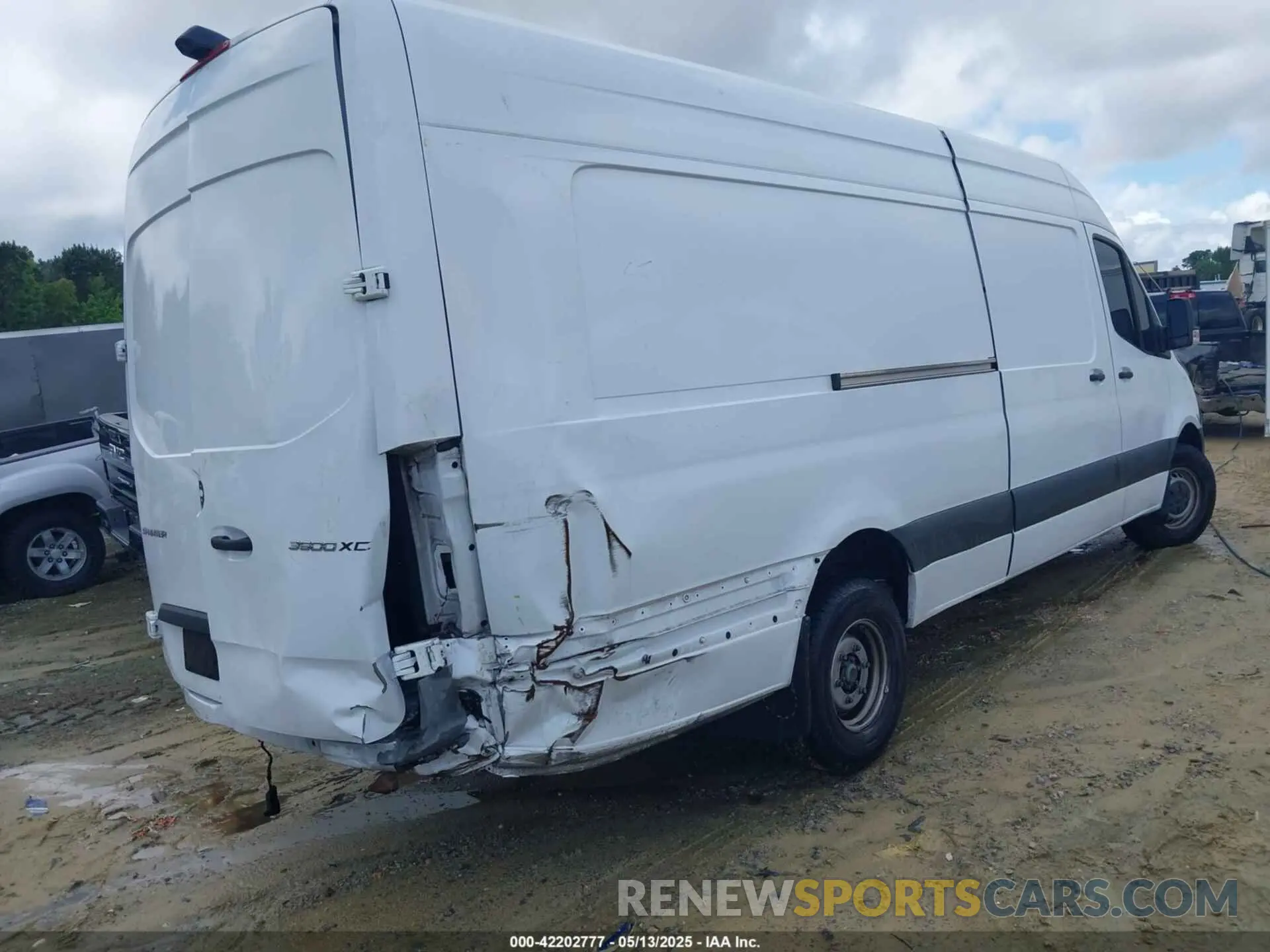 4 fotografías del automóvil dañado W1Y8ED3Y4NT083379 MERCEDES-BENZ SPRINTER 3500XD 2022