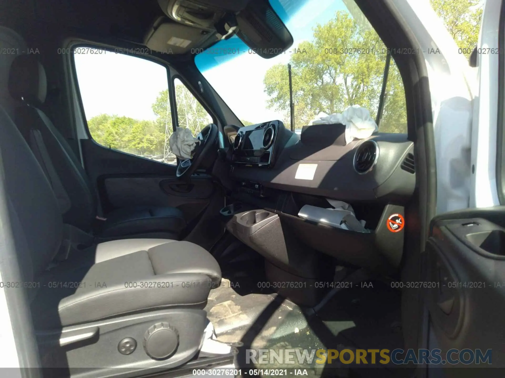 5 fotografías del automóvil dañado W1W4EDHY8LT024591 MERCEDES-BENZ SPRINTER CARGO VAN 2020