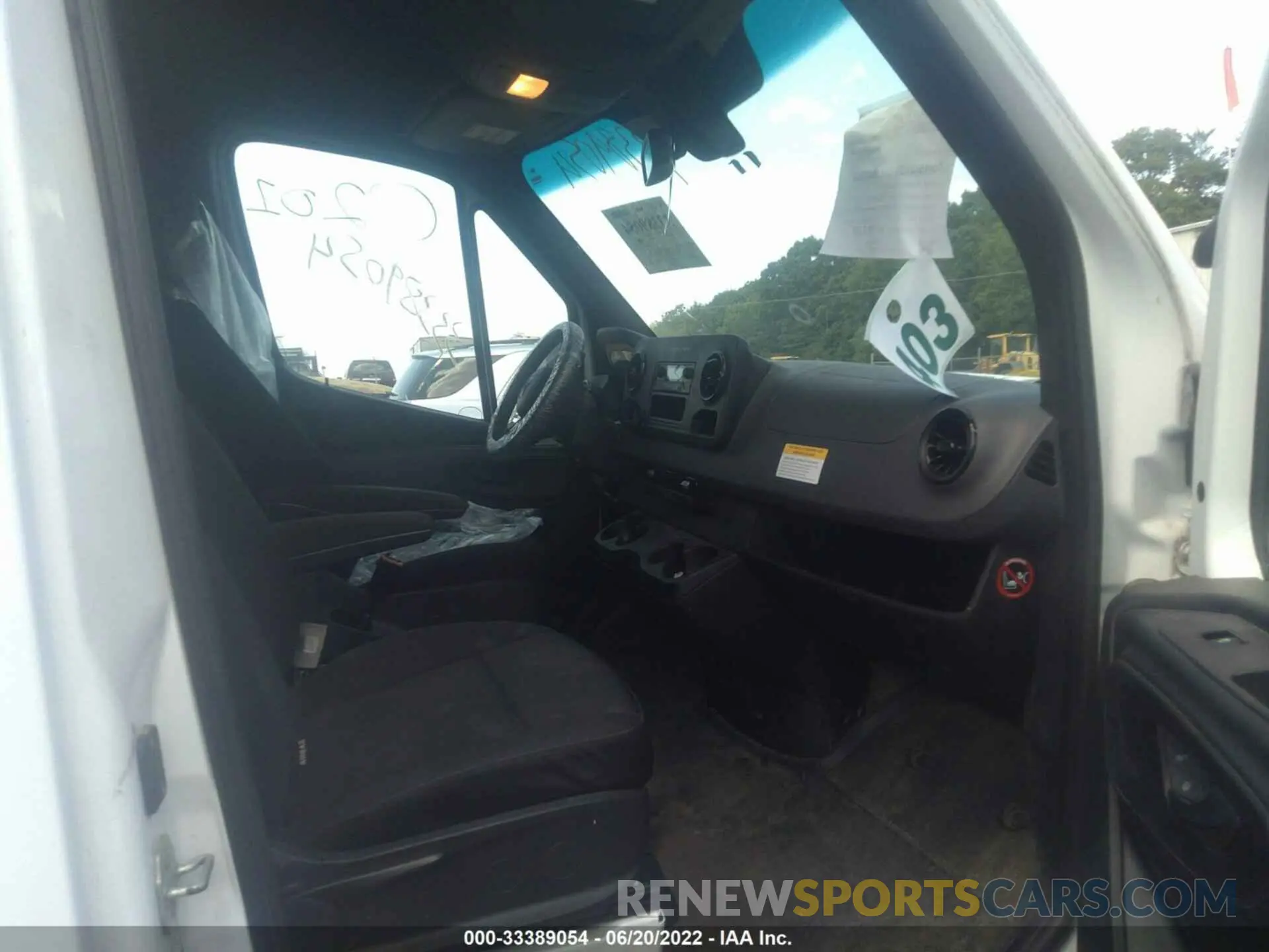 5 fotografías del automóvil dañado W1Y4EBHYXLT026077 MERCEDES-BENZ SPRINTER CARGO VAN 2020