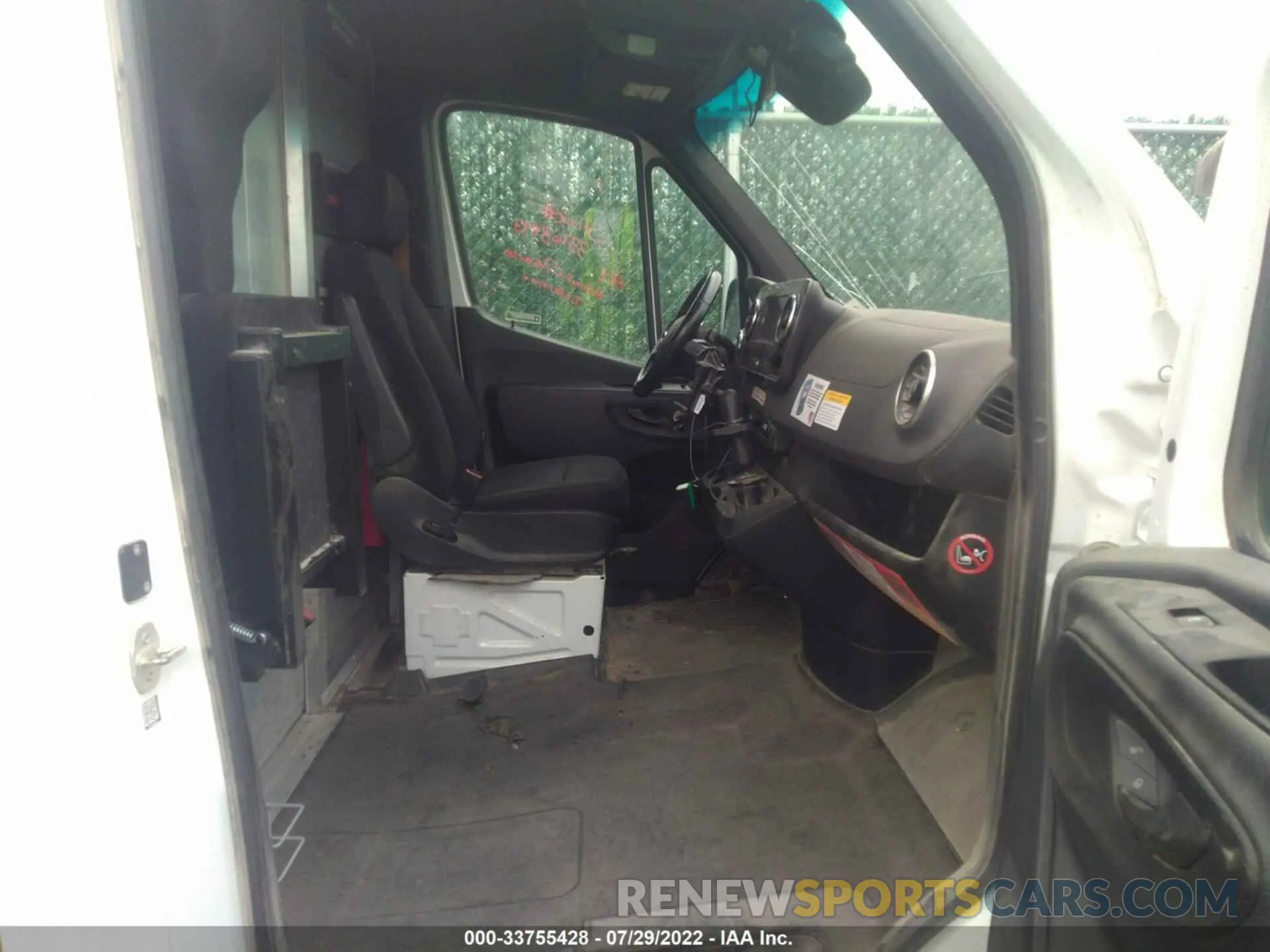 5 fotografías del automóvil dañado W1Y4ECHY3LP232579 MERCEDES-BENZ SPRINTER CARGO VAN 2020