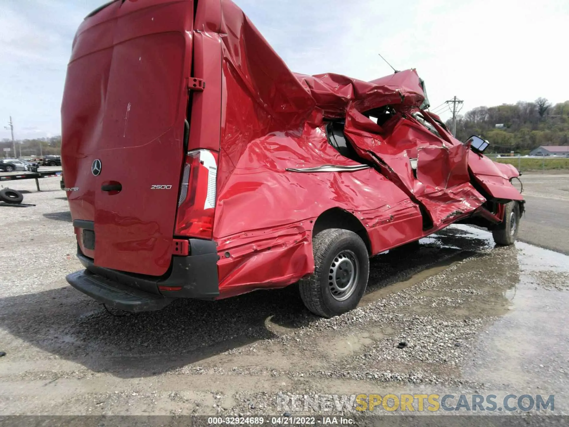 4 fotografías del automóvil dañado W1Y4ECHYXLT033276 MERCEDES-BENZ SPRINTER CARGO VAN 2020