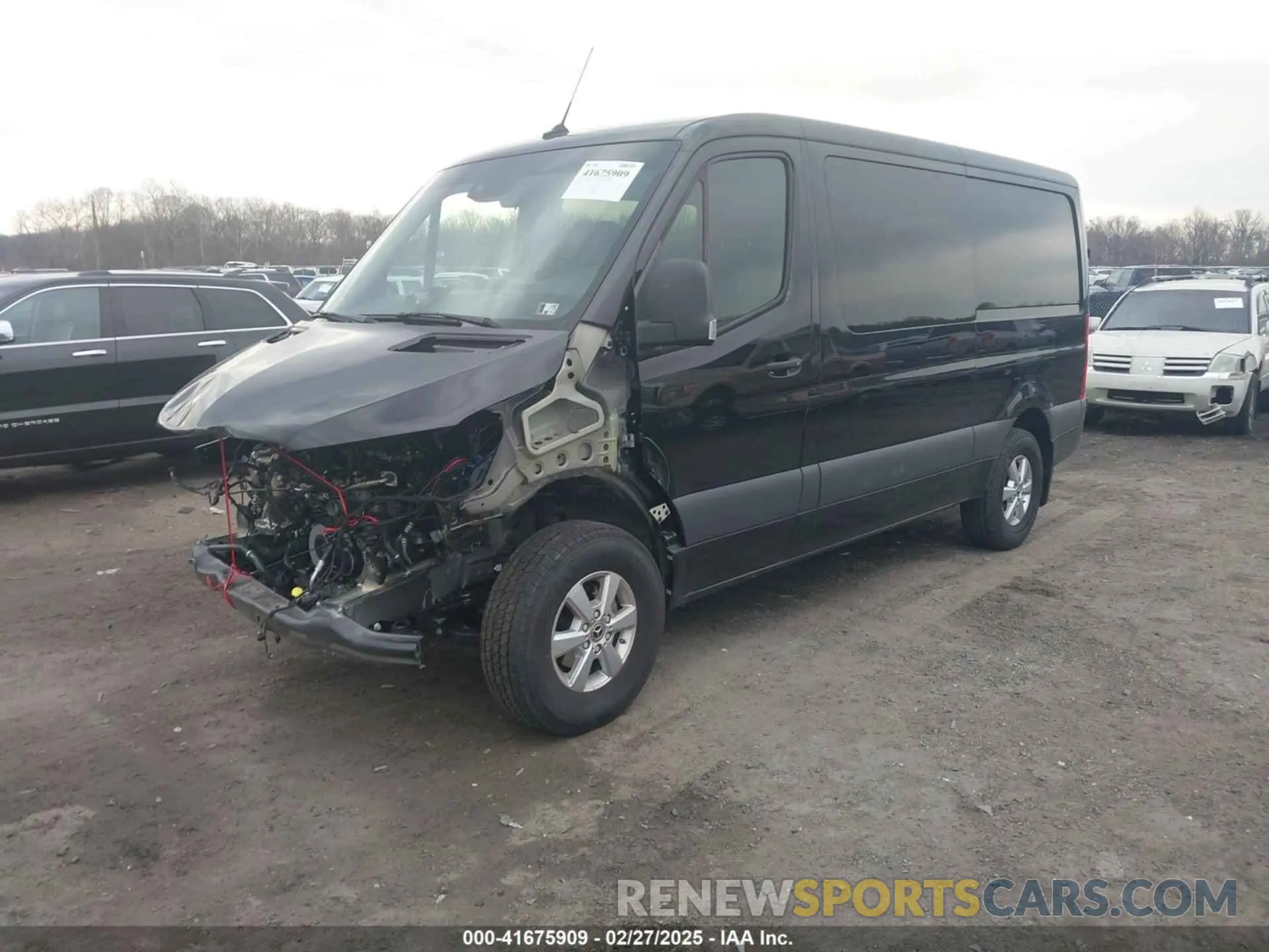 2 fotografías del automóvil dañado W1W4NBHY4RT170189 MERCEDES-BENZ SPRINTER CARGO VAN 2024