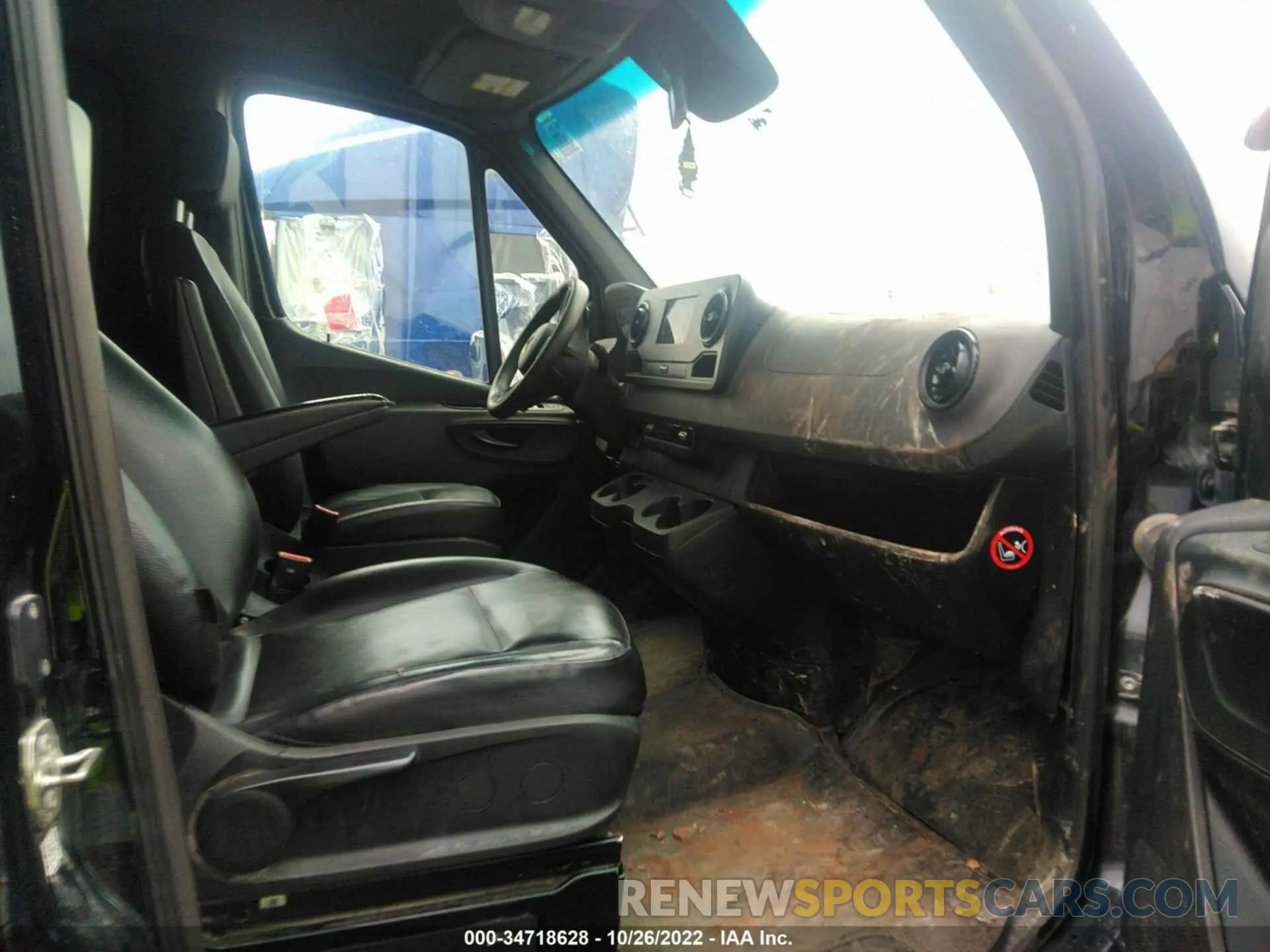 5 fotografías del automóvil dañado WDZFF0CD5KT015358 MERCEDES-BENZ SPRINTER PASSENGER VAN 2019