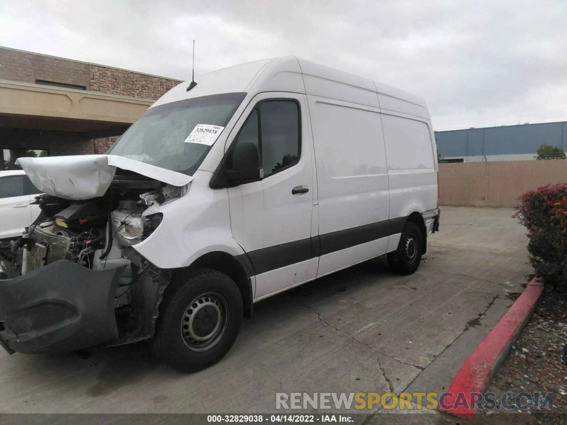 2 fotografías del automóvil dañado W1W4EBHY4LP256232 MERCEDES-BENZ SPRINTER VAN 2020