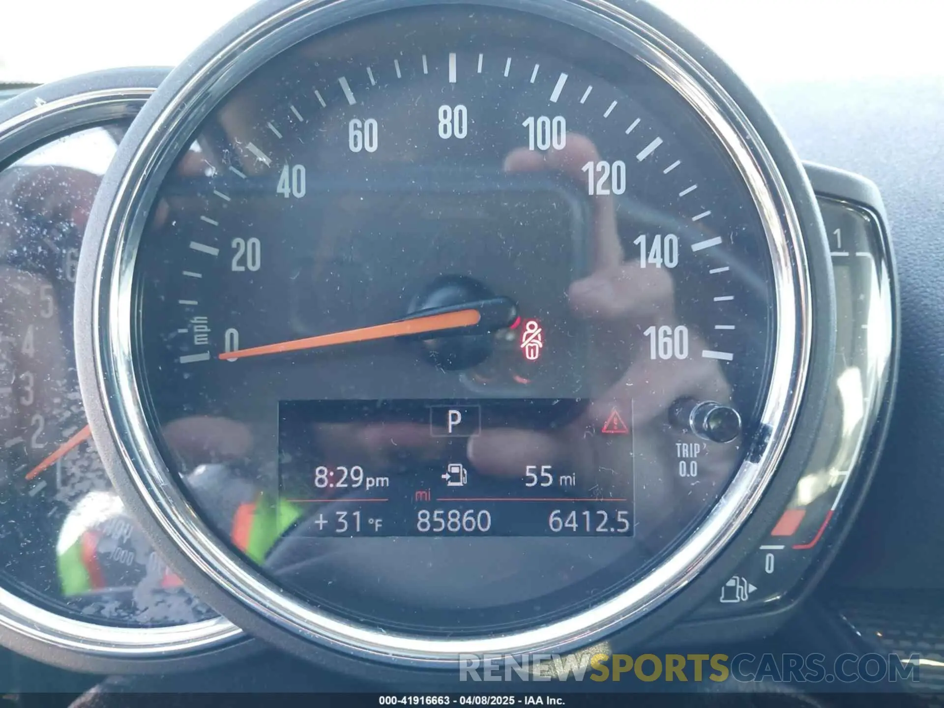 7 fotografías del automóvil dañado WMWLN5C56K2E34756 MINI CLUBMAN 2019