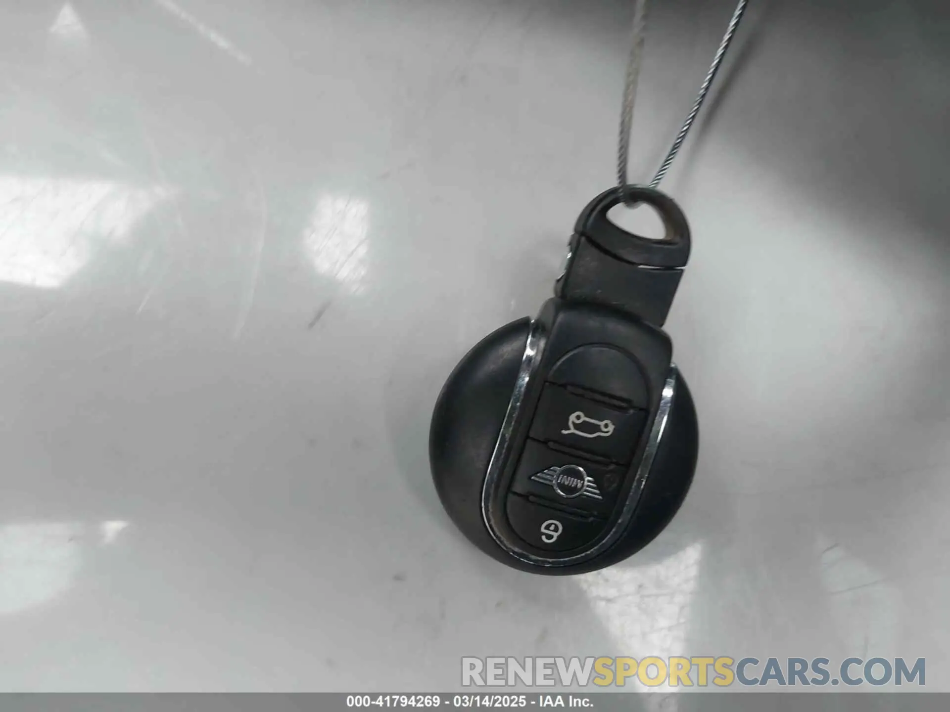 11 fotografías del automóvil dañado WMWLN9C55K2E51698 MINI CLUBMAN 2019