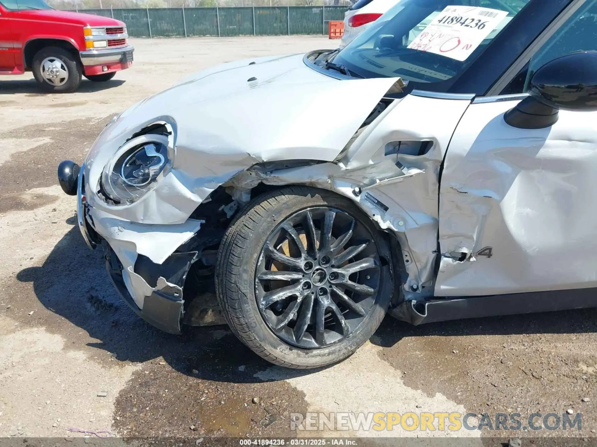 6 fotografías del automóvil dañado WMWLU5C5XK2G04796 MINI CLUBMAN 2019
