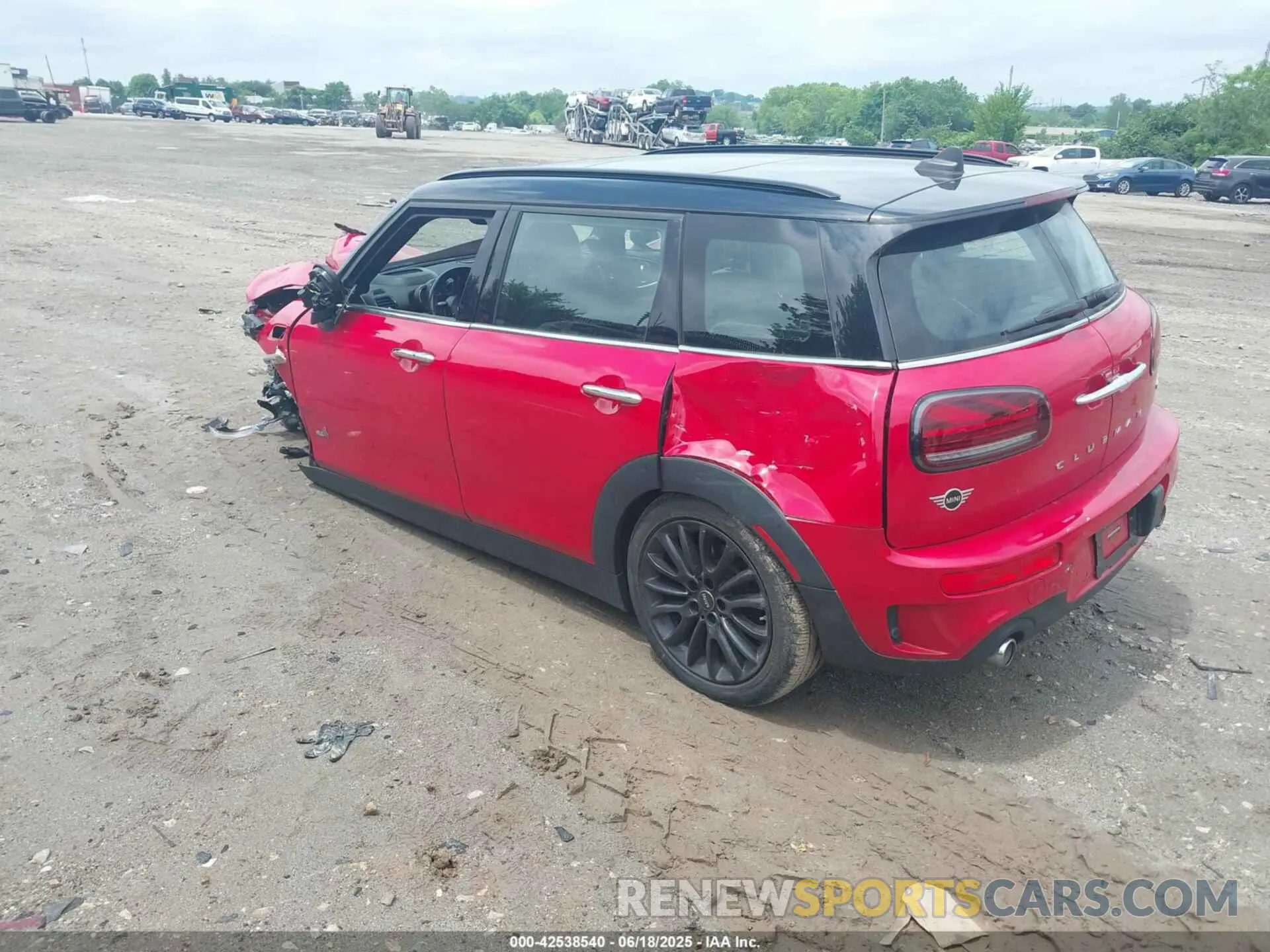 3 fotografías del automóvil dañado WMWXJ1C03L2M11072 MINI CLUBMAN 2020