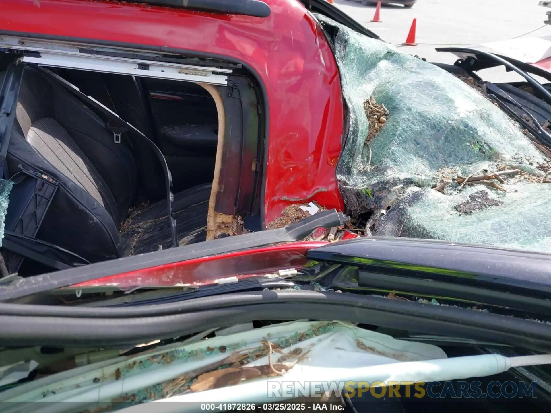 5 fotografías del automóvil dañado WMWJZ9C08M2N75173 MINI CLUBMAN 2021