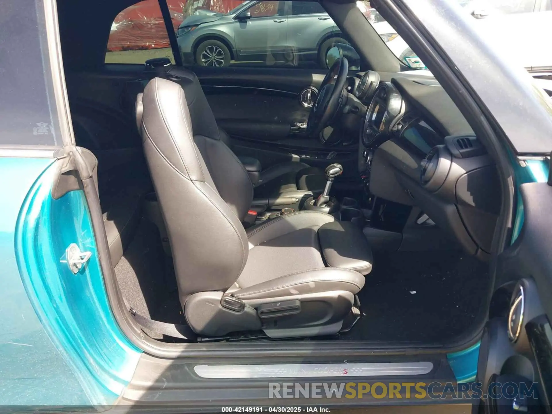 5 fotografías del automóvil dañado WMWWG9C54K3E41195 MINI CONVERTIBLE 2019