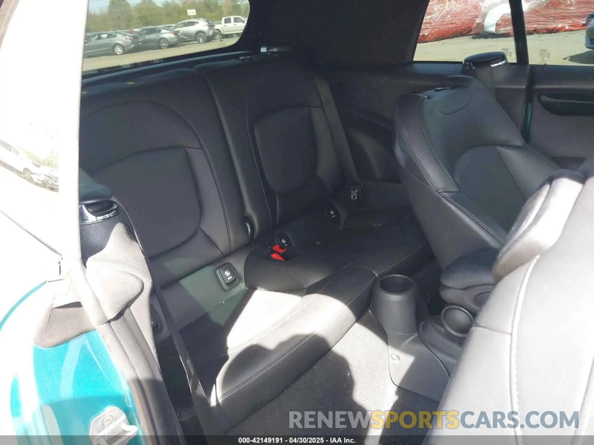 8 fotografías del automóvil dañado WMWWG9C54K3E41195 MINI CONVERTIBLE 2019