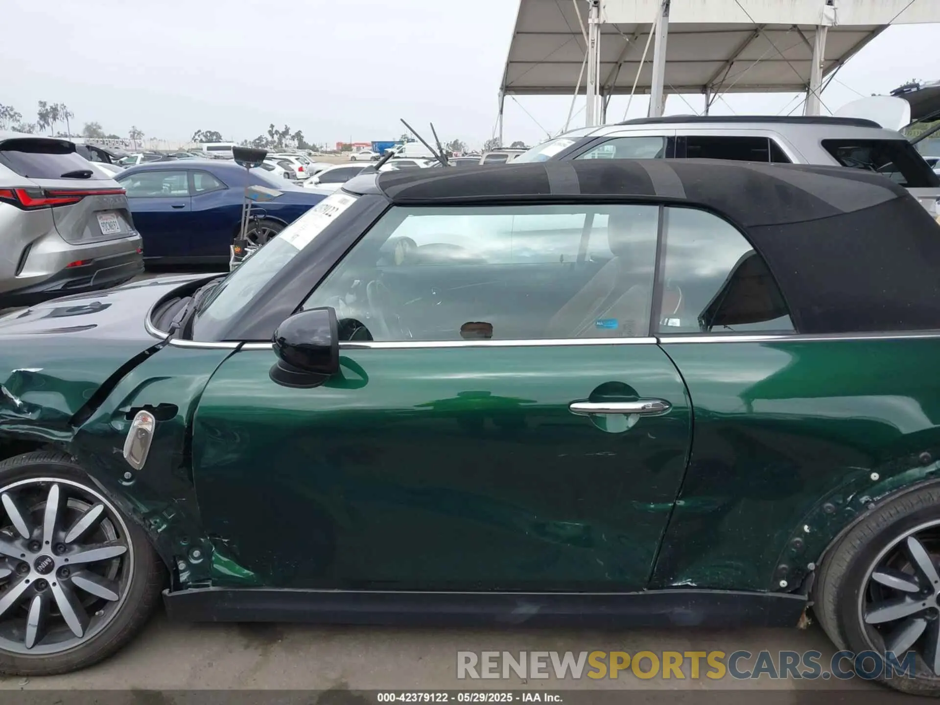 14 fotografías del automóvil dañado WMWWG9C5XK3E40620 MINI CONVERTIBLE 2019