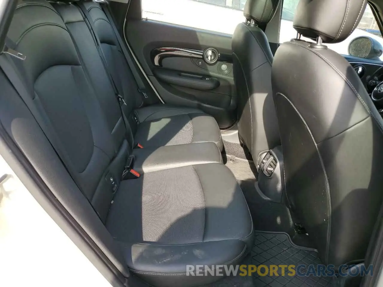 10 fotografías del automóvil dañado WMWLU1C54K2F30140 MINI COOPER 2019