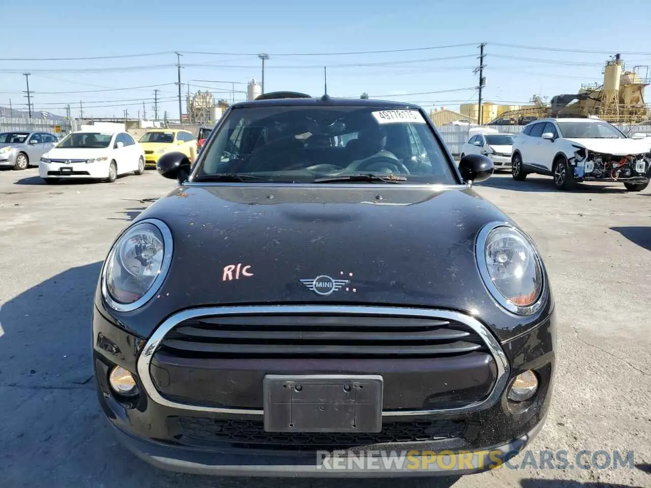 5 fotografías del automóvil dañado WMWWG5C59K3H08999 MINI COOPER 2019