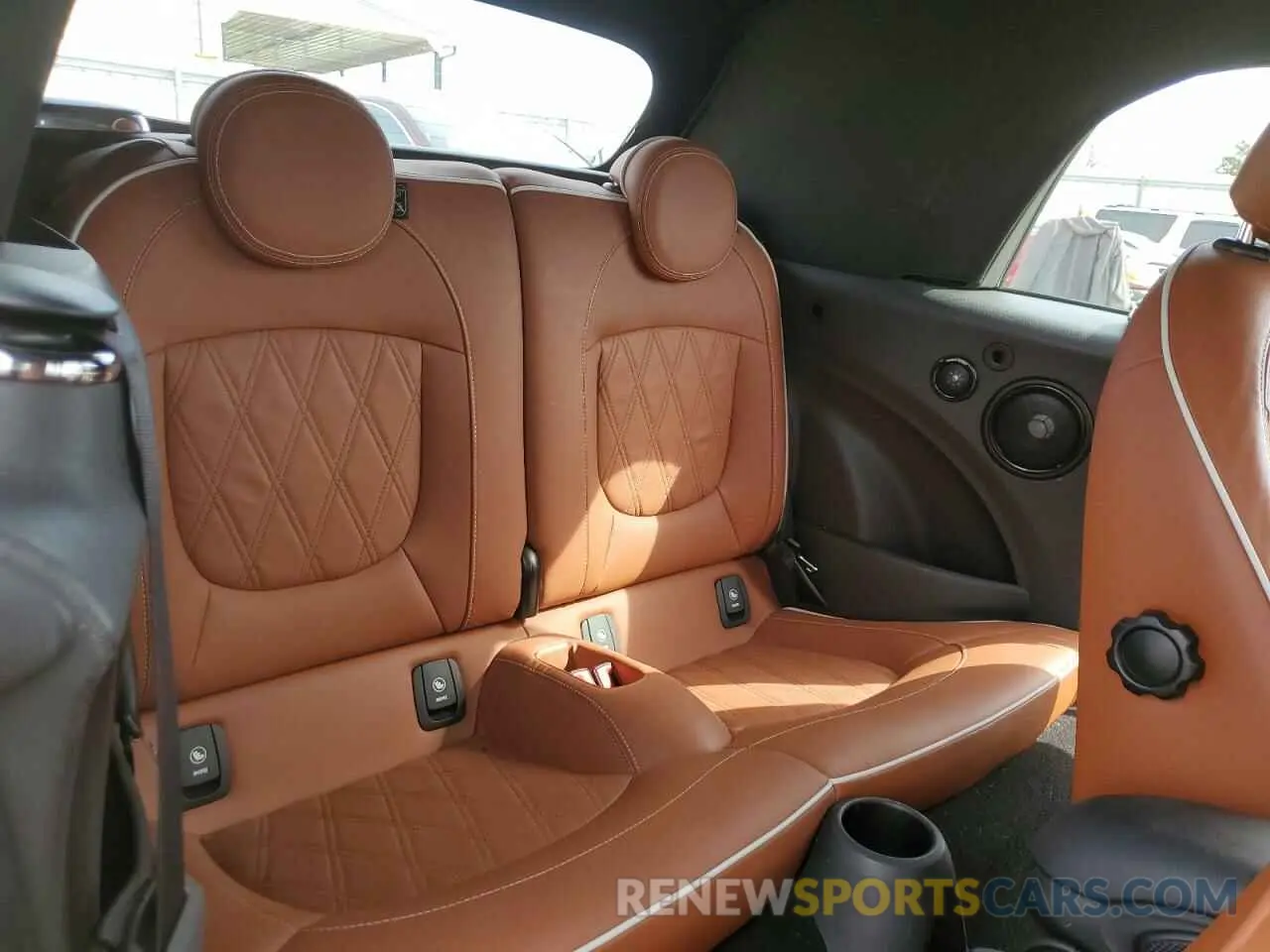 10 fotografías del automóvil dañado WMWWG9C51K3E39856 MINI COOPER 2019