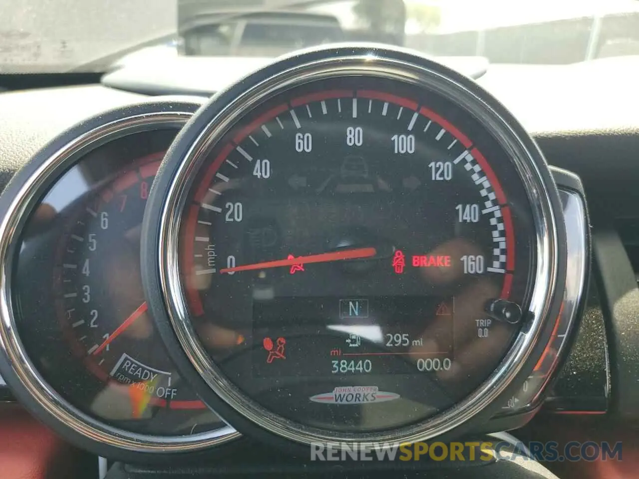 9 fotografías del automóvil dañado WMWXM9C50K2H81141 MINI COOPER 2019
