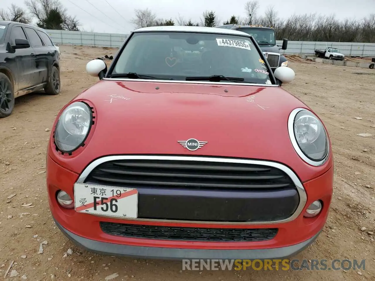 5 fotografías del automóvil dañado WMWXP5C51K2L22827 MINI COOPER 2019